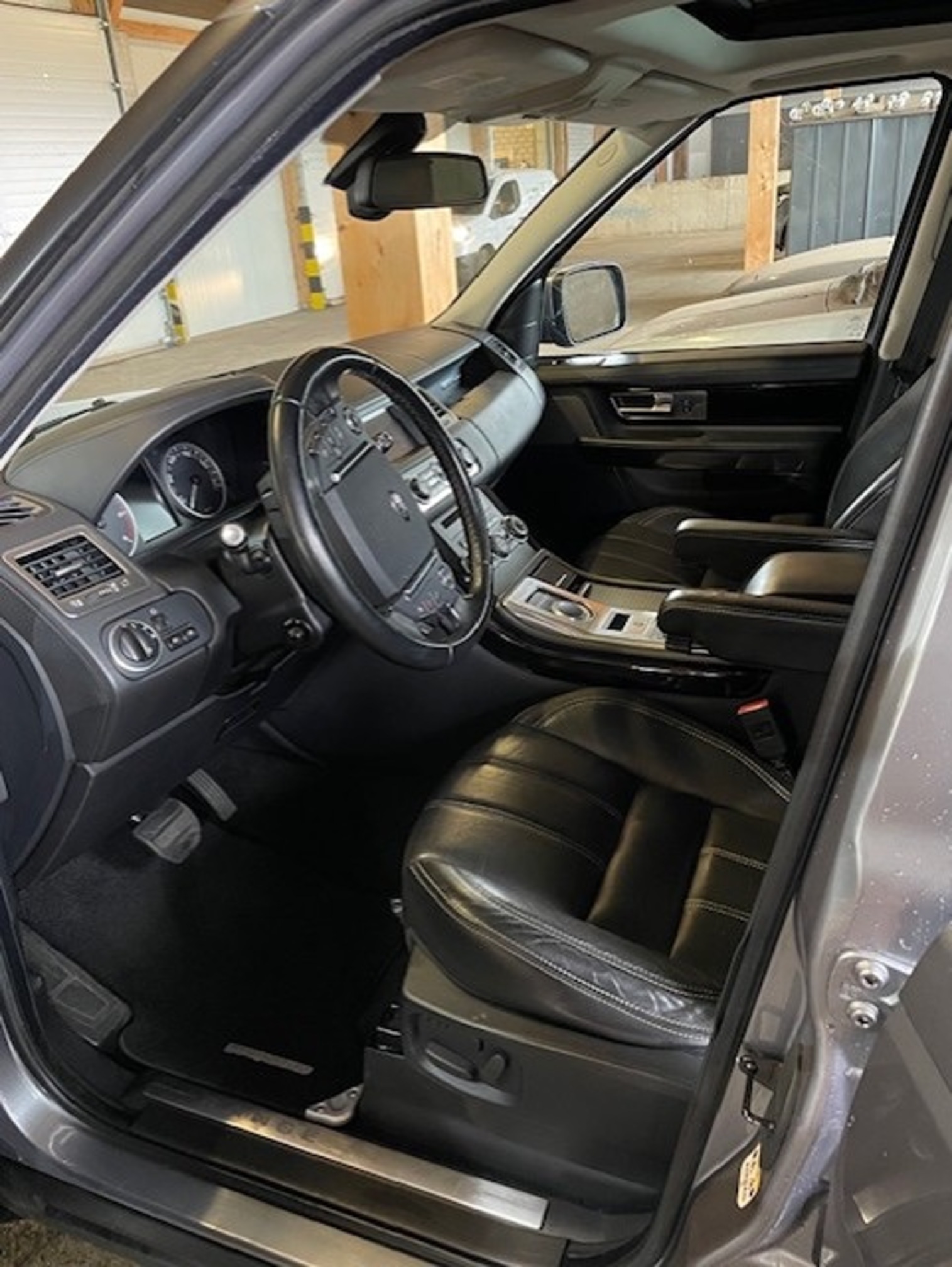 LAND ROVER RR Sport 3.0TD Luxury — zdjęcie 11