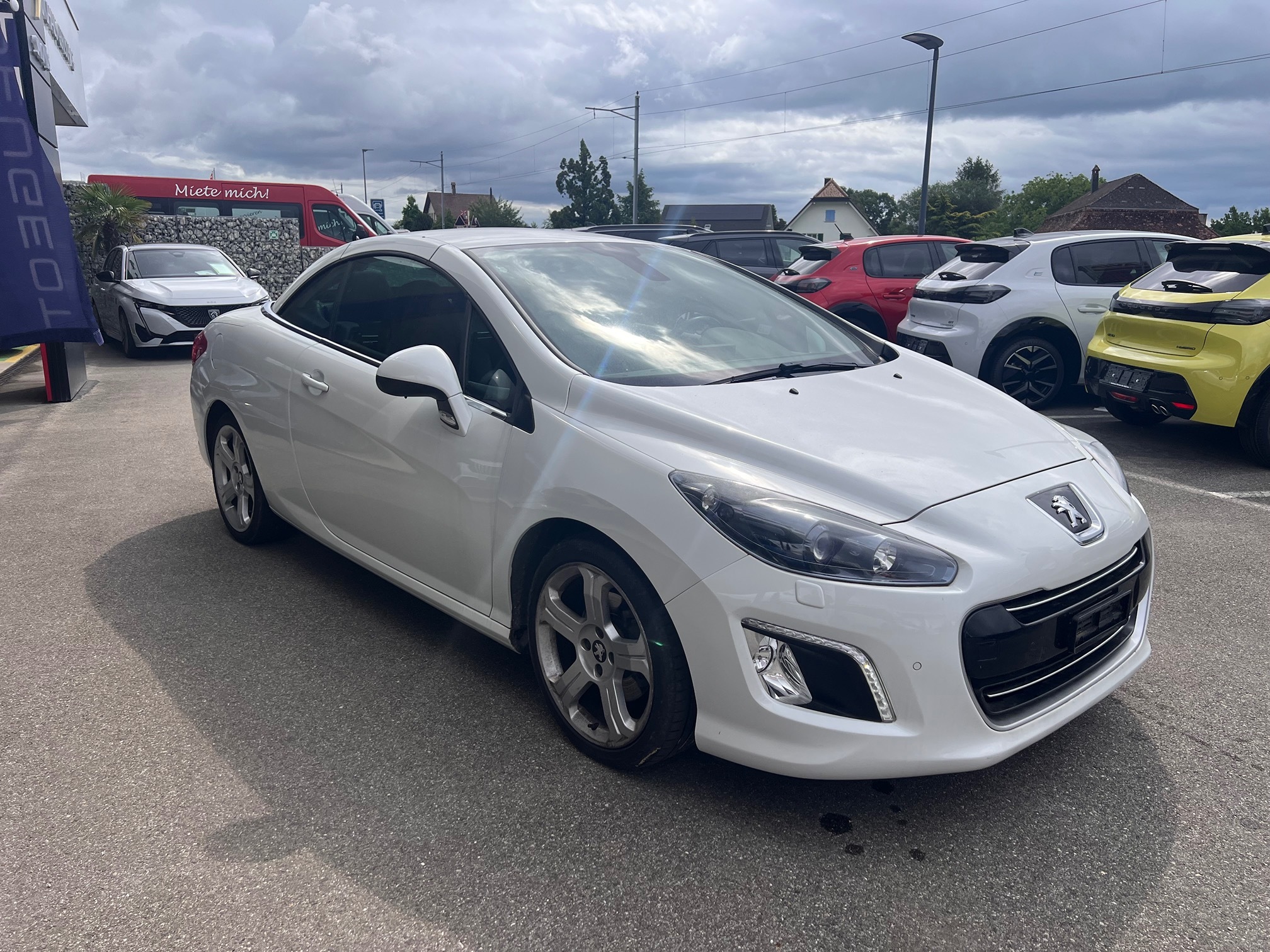 PEUGEOT 308 CC 1.6i Turbo — zdjęcie 2