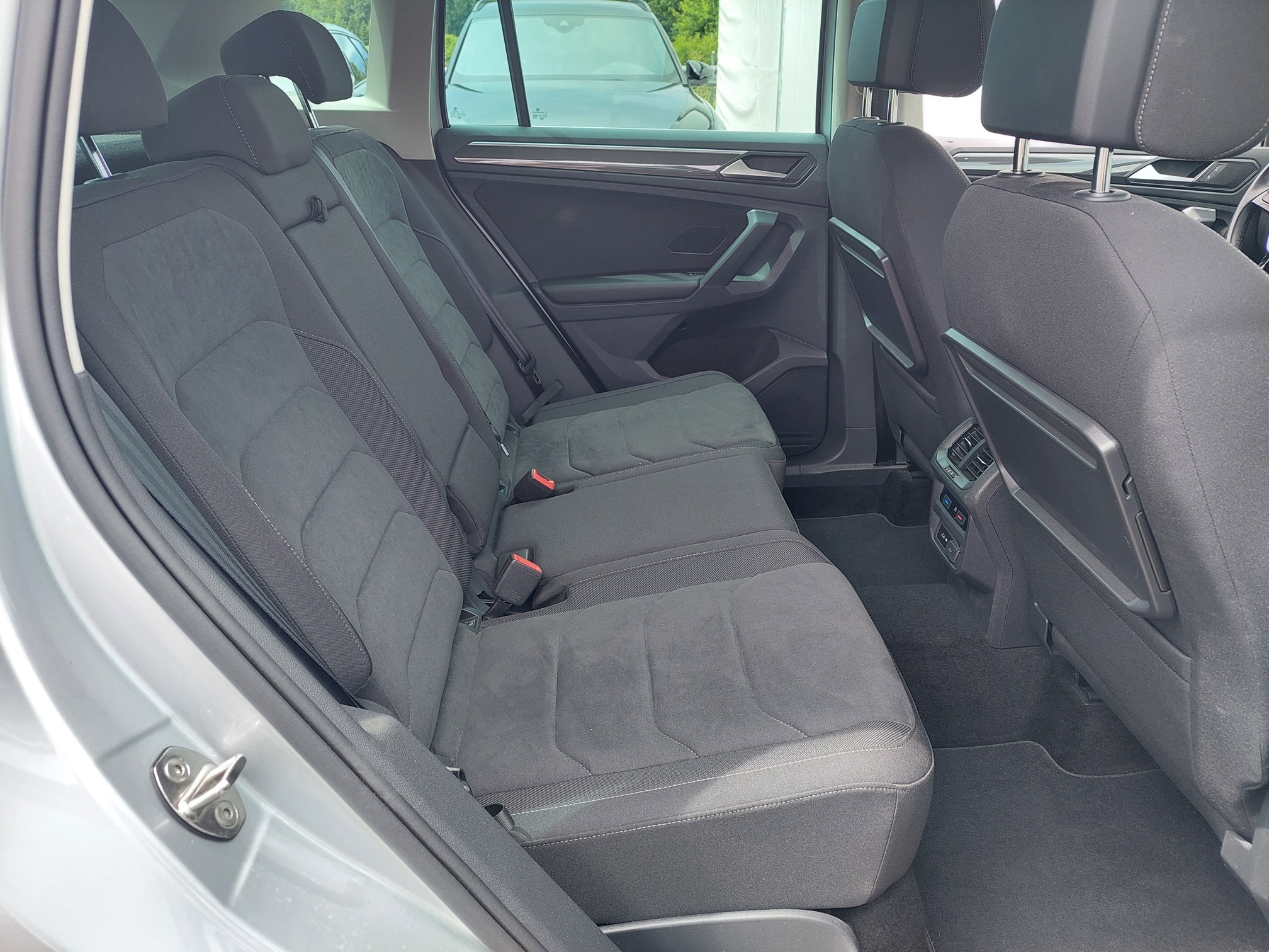 VW Tiguan 2.0 TDI 4M — zdjęcie 8