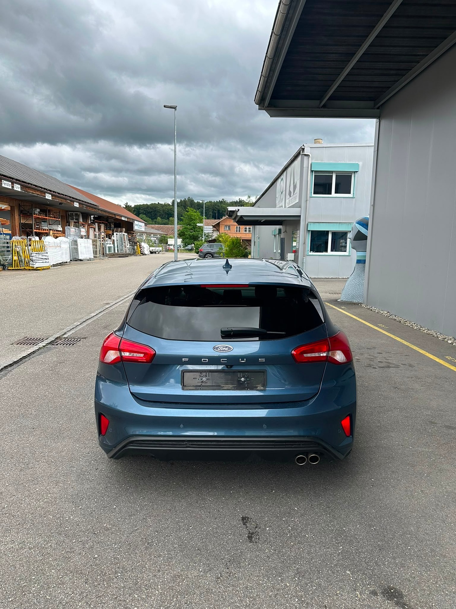 FORD Focus 1.0 SCTi — zdjęcie 2