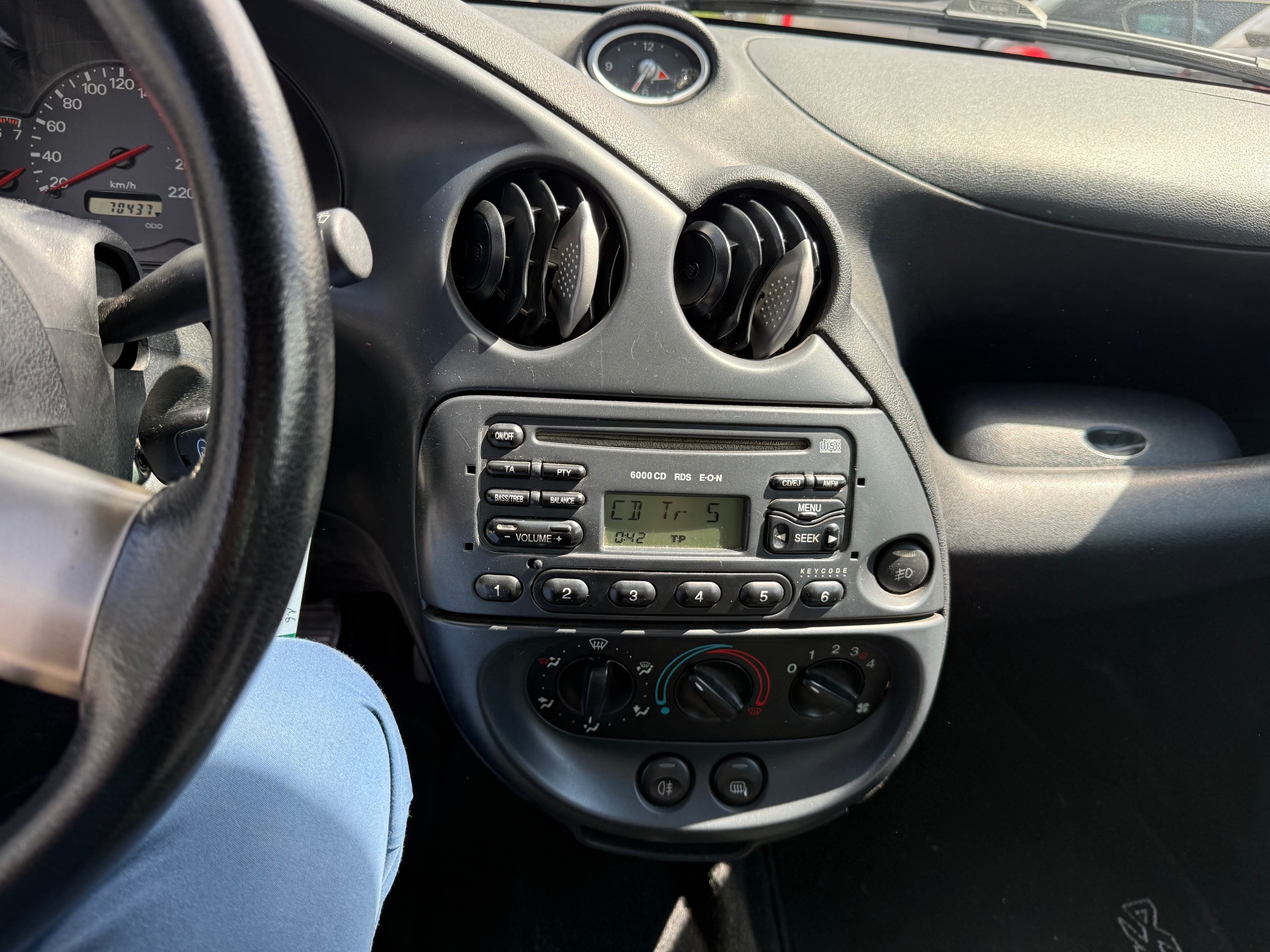 FORD Street Ka 1.6 — zdjęcie 12