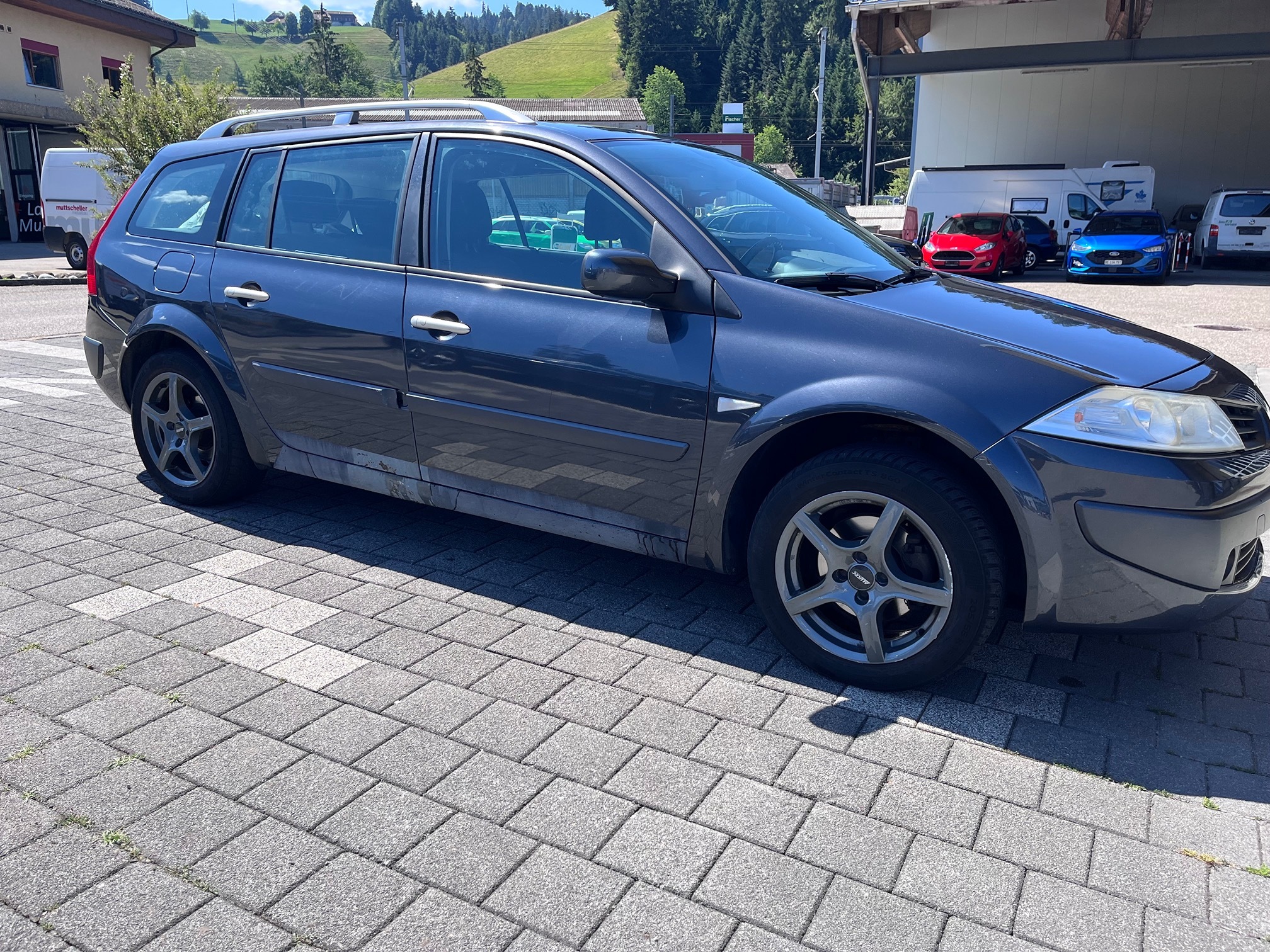 RENAULT Mégane 2.0 16V — zdjęcie 9
