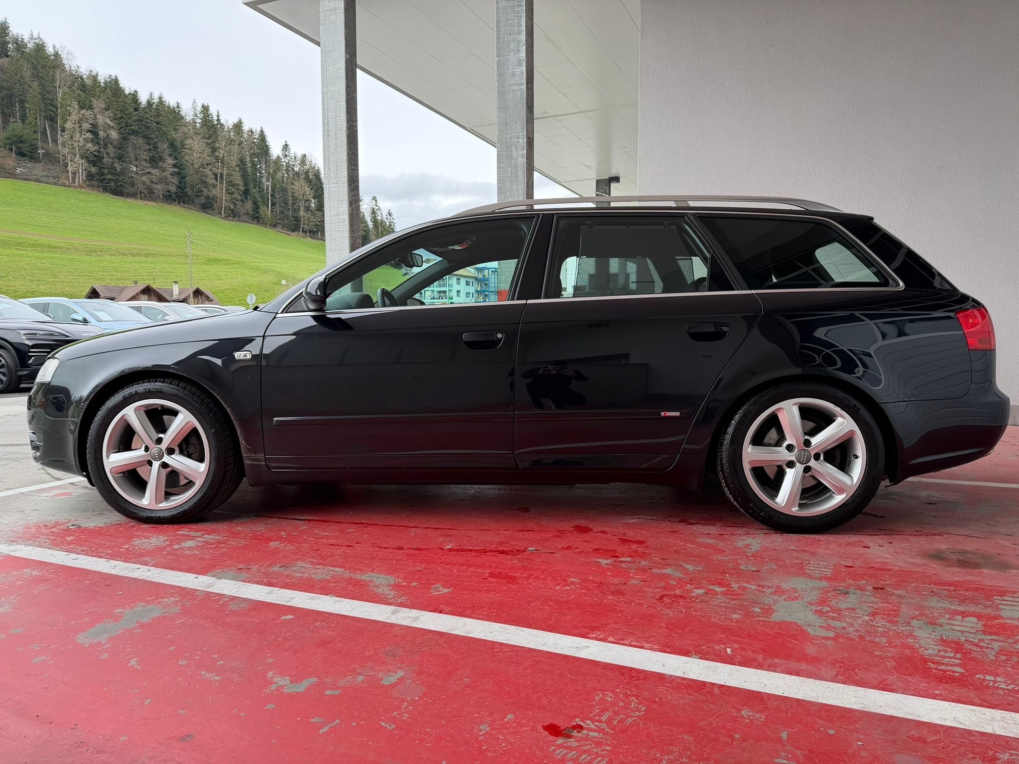 AUDI A4 Av. 3.0TDI qu. — zdjęcie 2