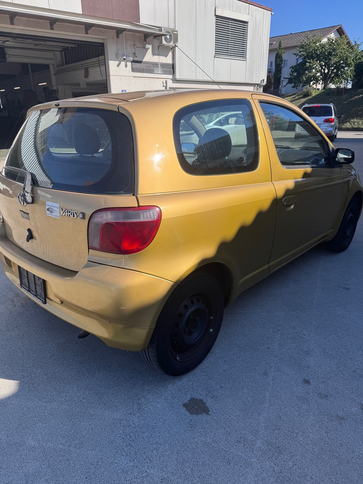 TOYOTA Yaris 1.0 — zdjęcie 10
