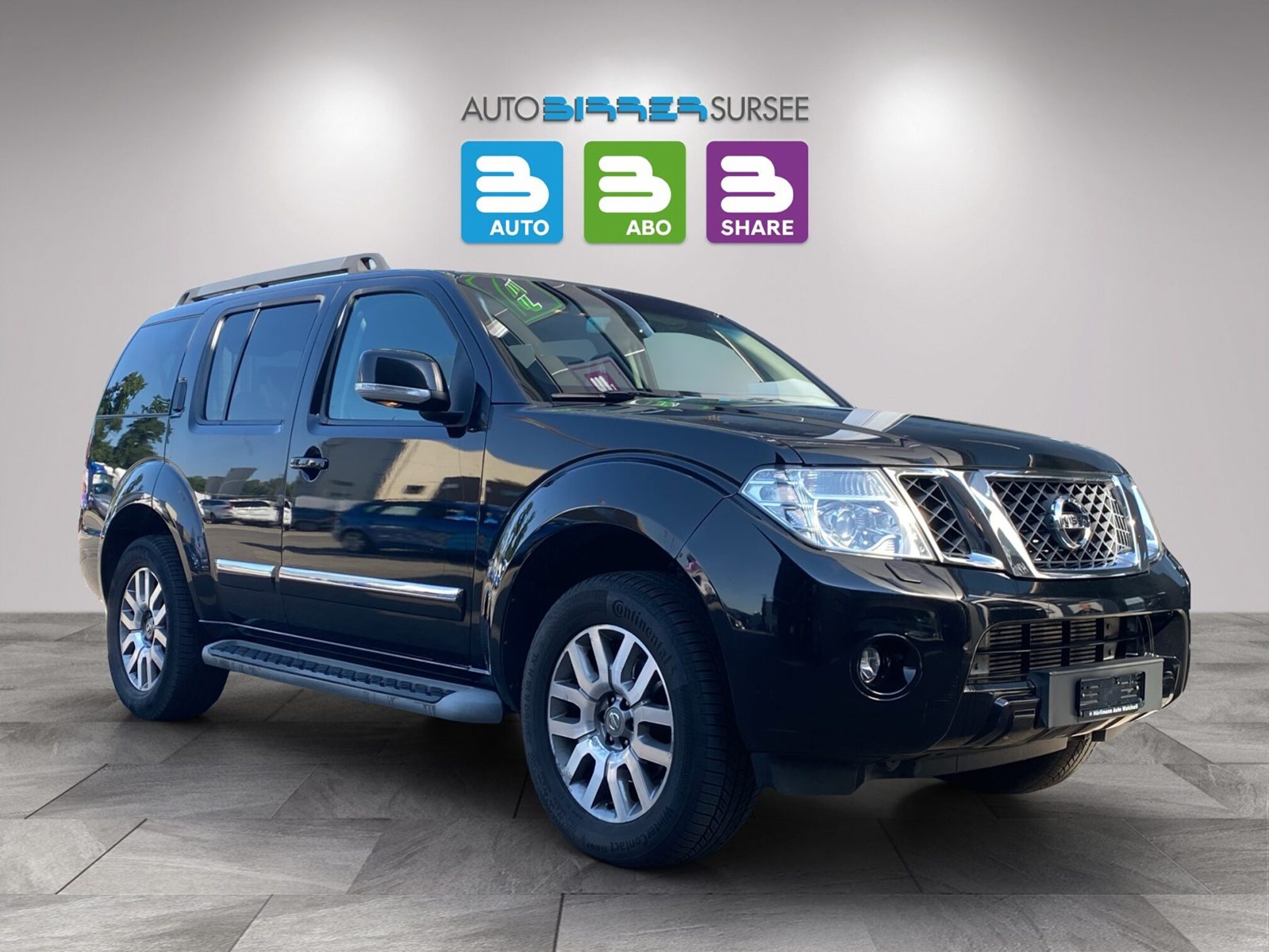 NISSAN Pathfinder — zdjęcie 14