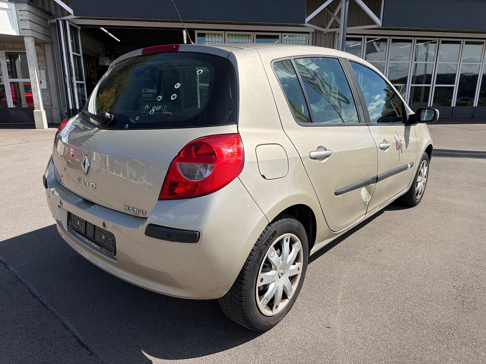 RENAULT Clio 1.6 16V — zdjęcie 5