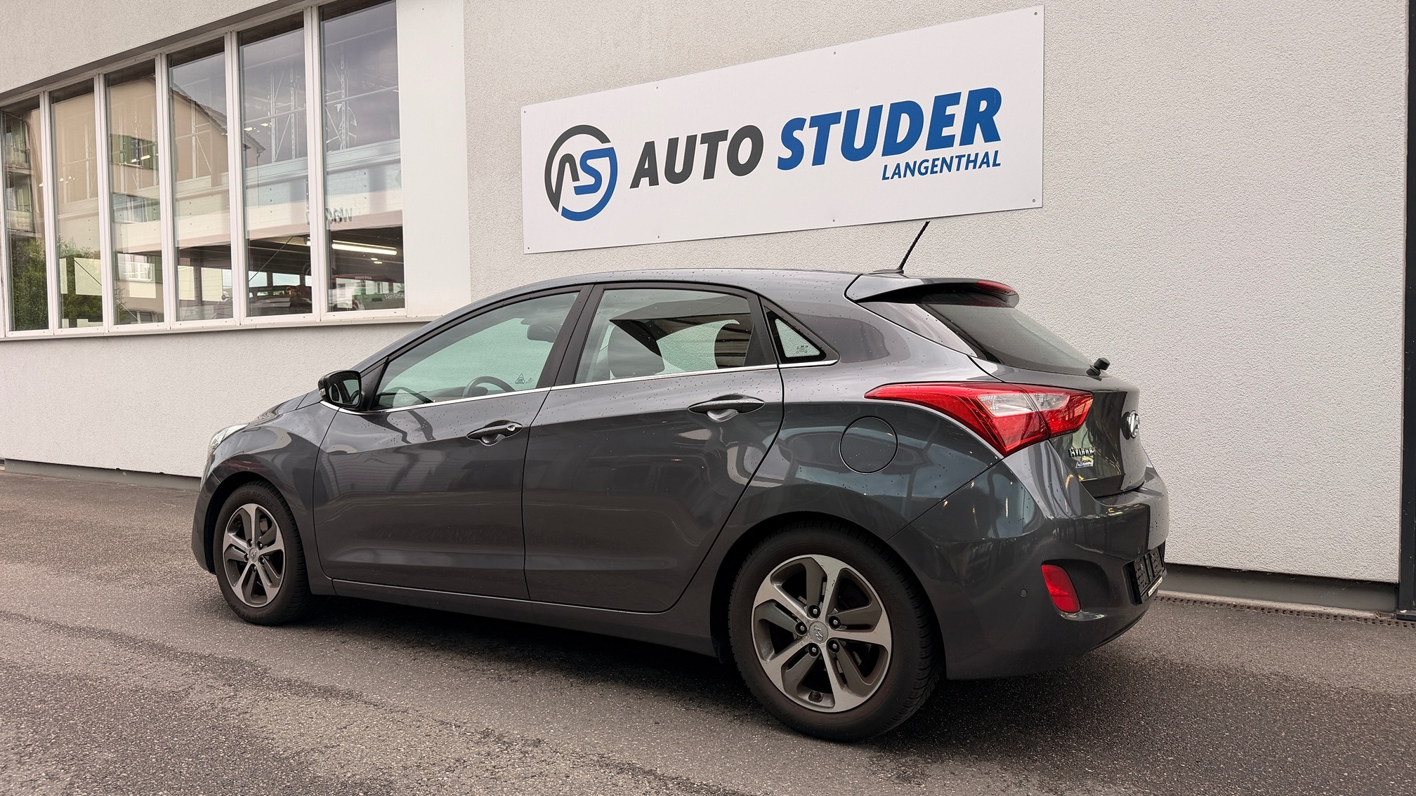 HYUNDAI i30 1.6 GDI — zdjęcie 7