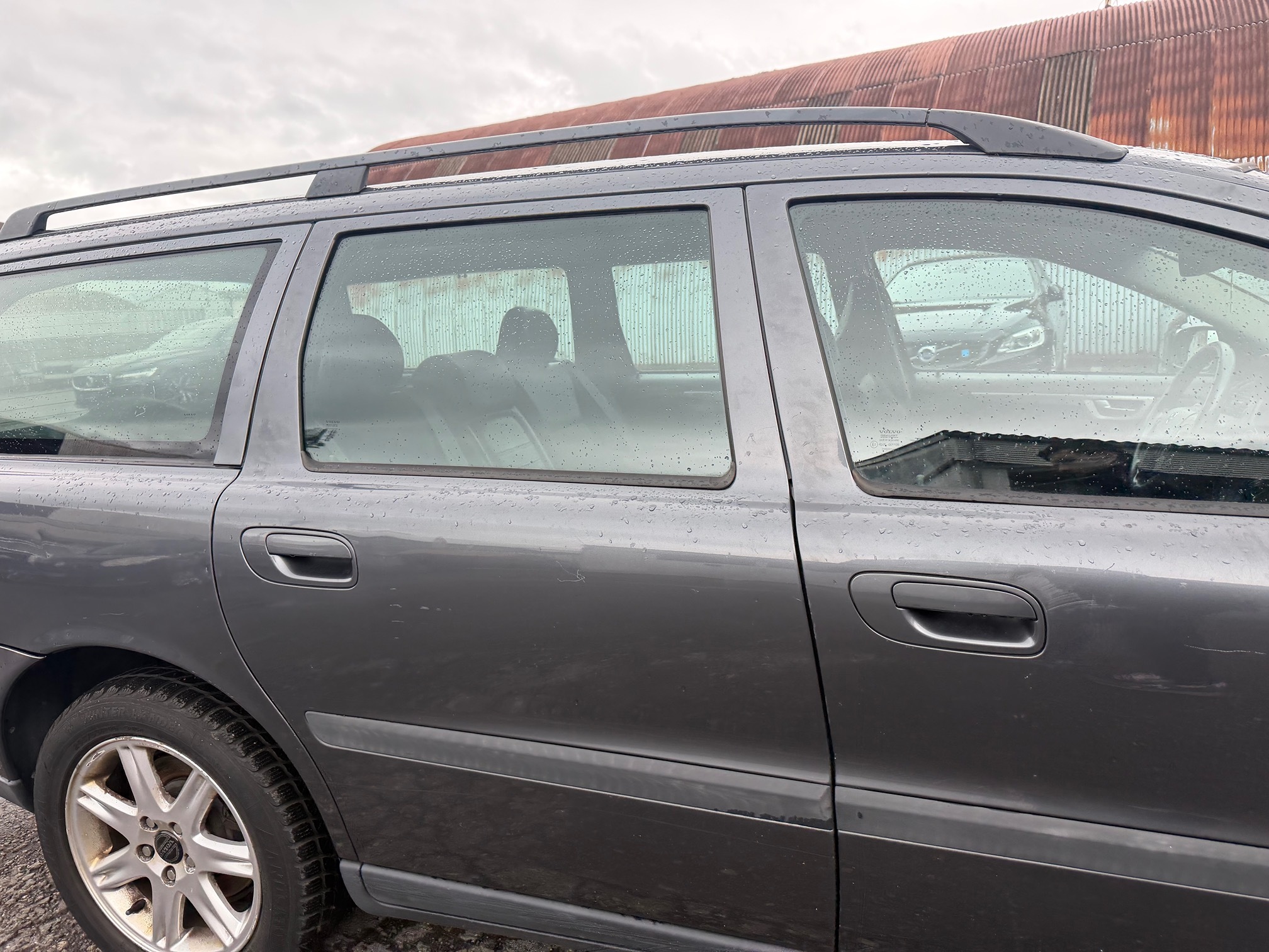 VOLVO V70 D5 — zdjęcie 7