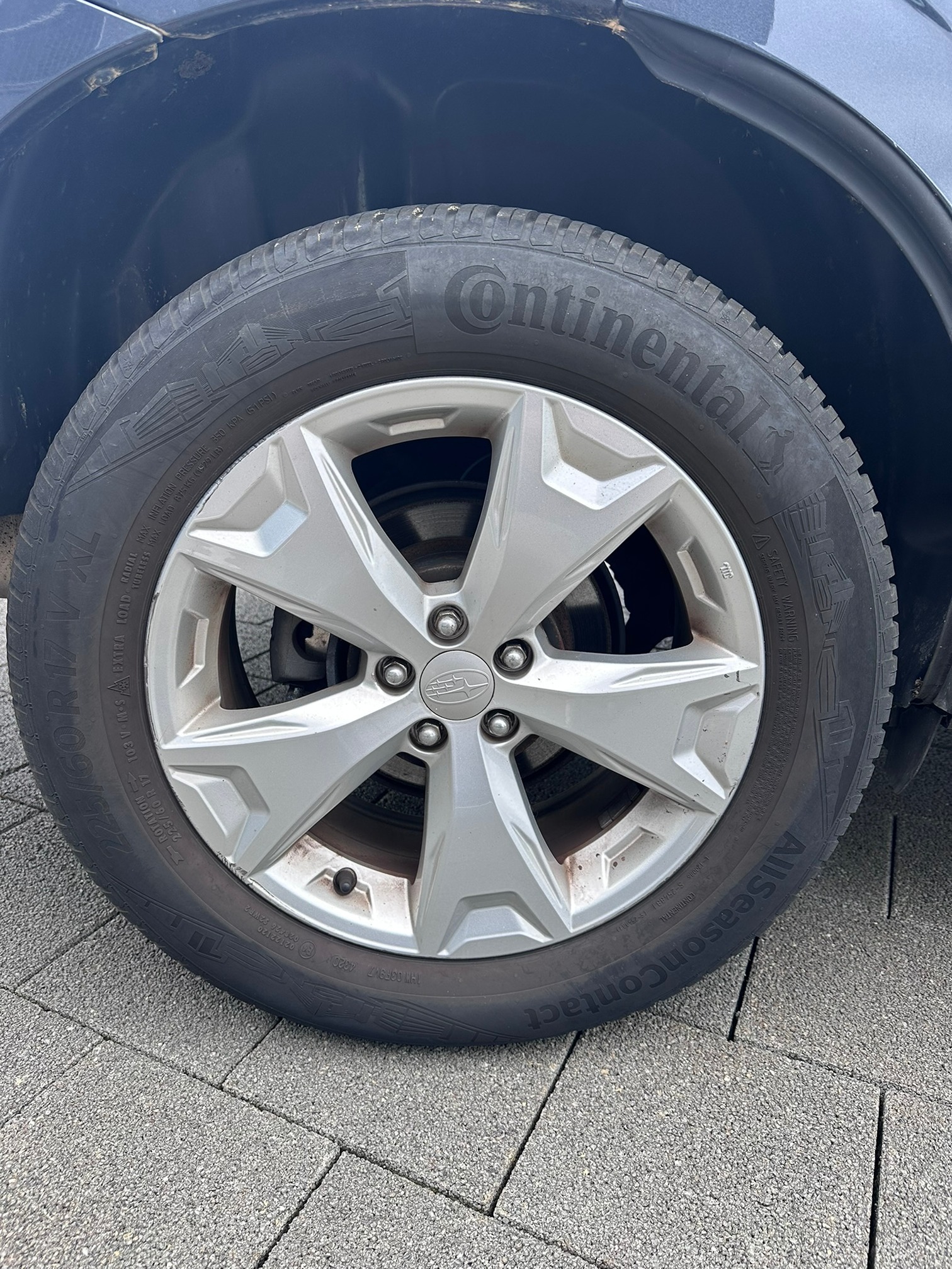 SUBARU Forester 2.0i AWD — zdjęcie 13