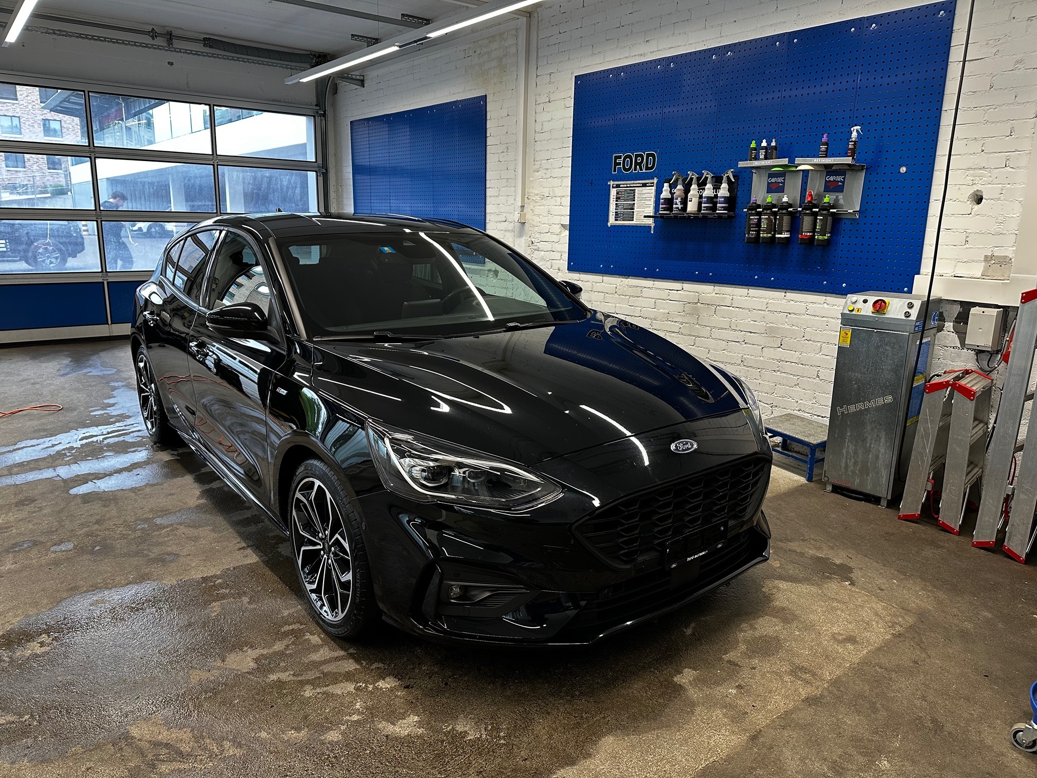 FORD Focus 1.0 SCTi ST-Line X AUTOMAT — zdjęcie 6