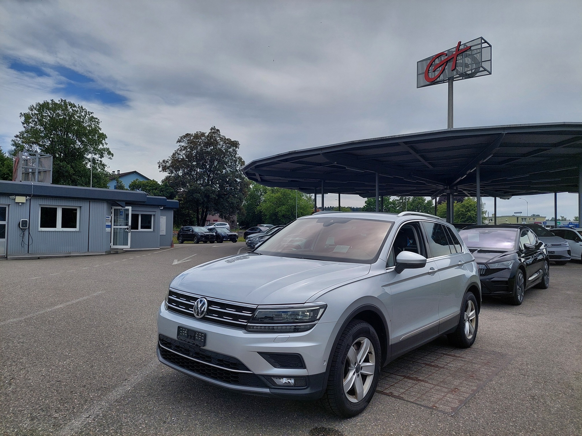 VW Tiguan 2.0 TDI 4M — zdjęcie 1