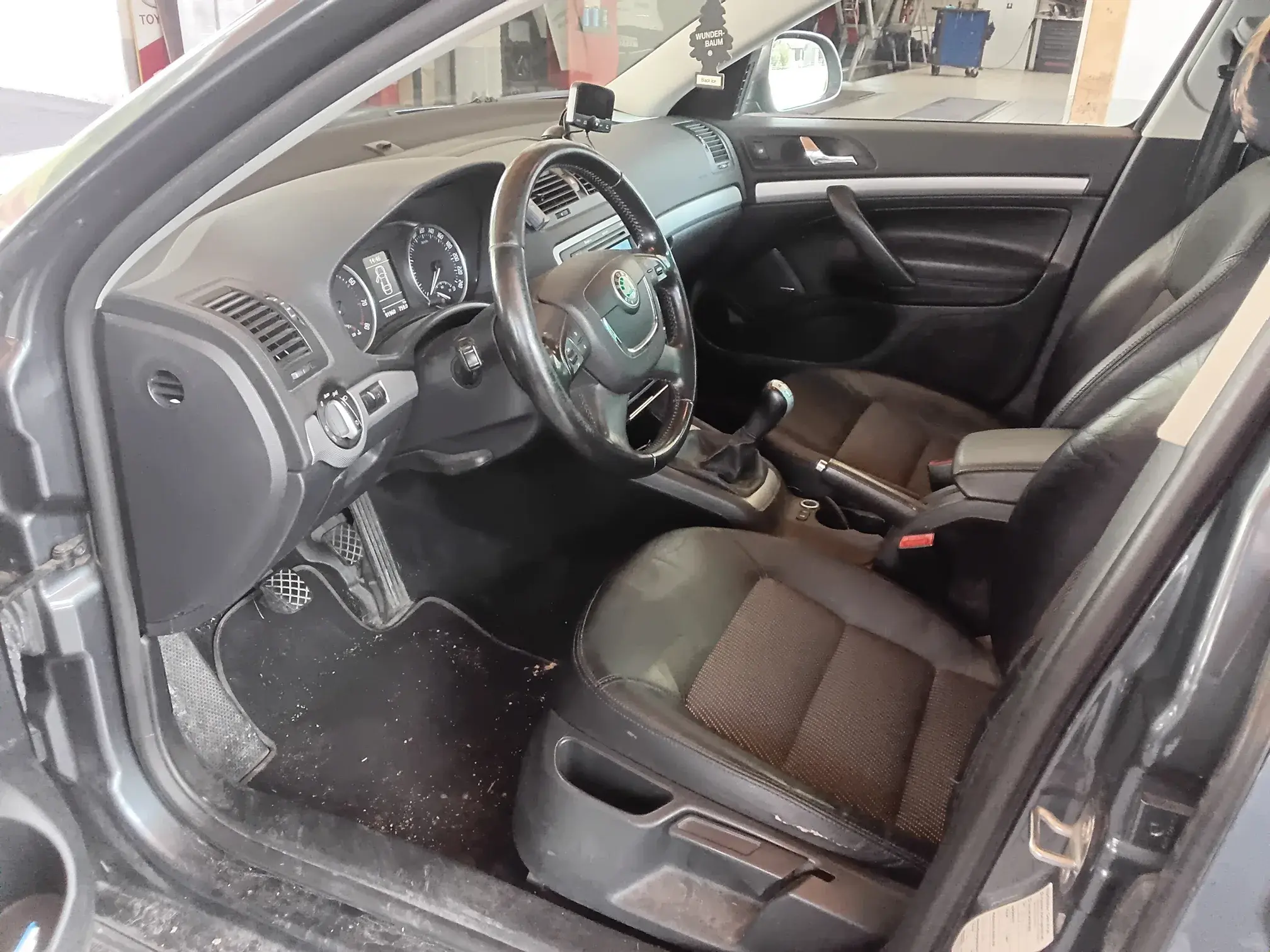 SKODA Octavia C 1.8 4x4 — zdjęcie 10