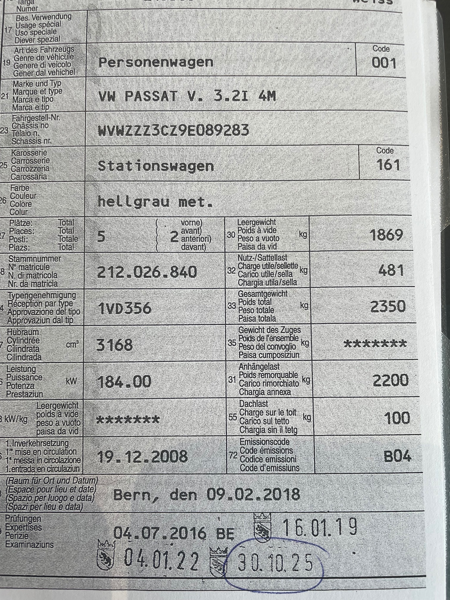 VW PASSAT V. 3.2I 4M — zdjęcie 11