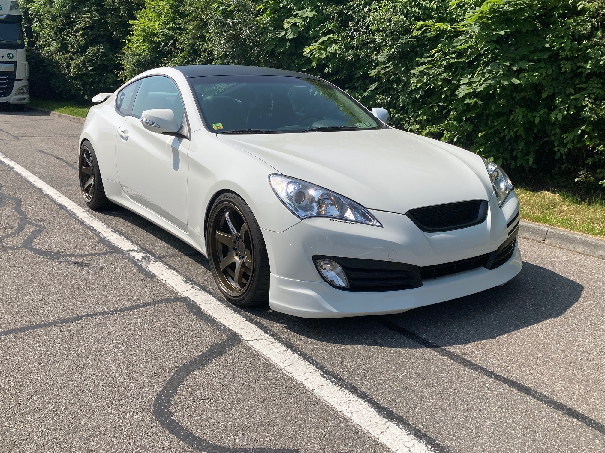 HYUNDAI GENESIS COUPE 3.8 — zdjęcie 10