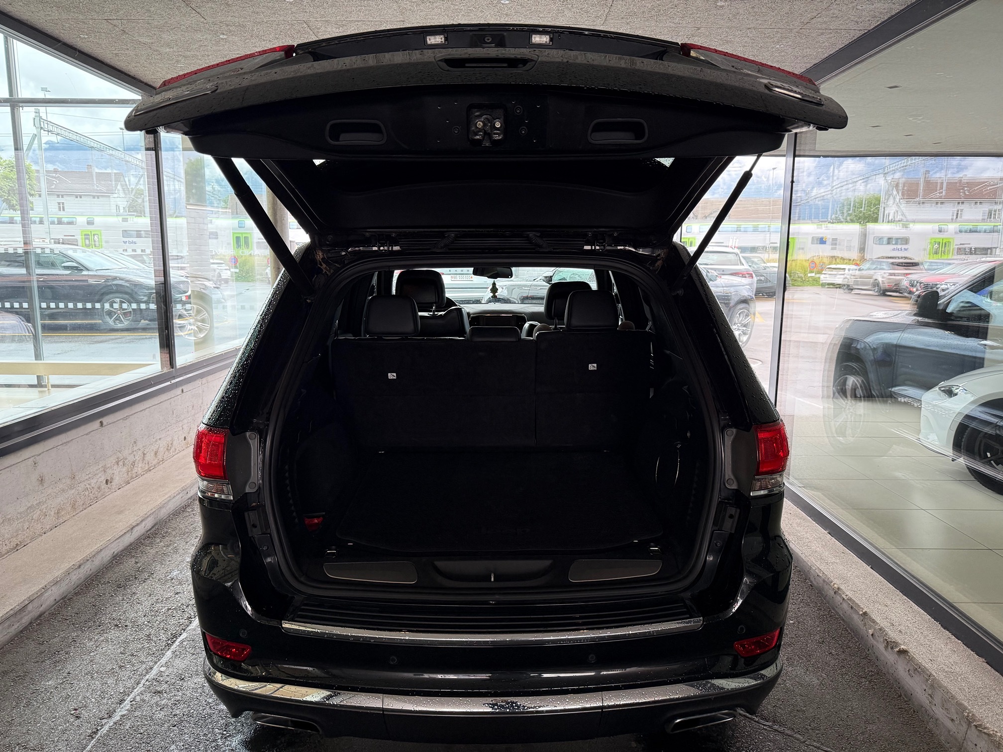 JEEP GrandCherokee CRD — zdjęcie 12