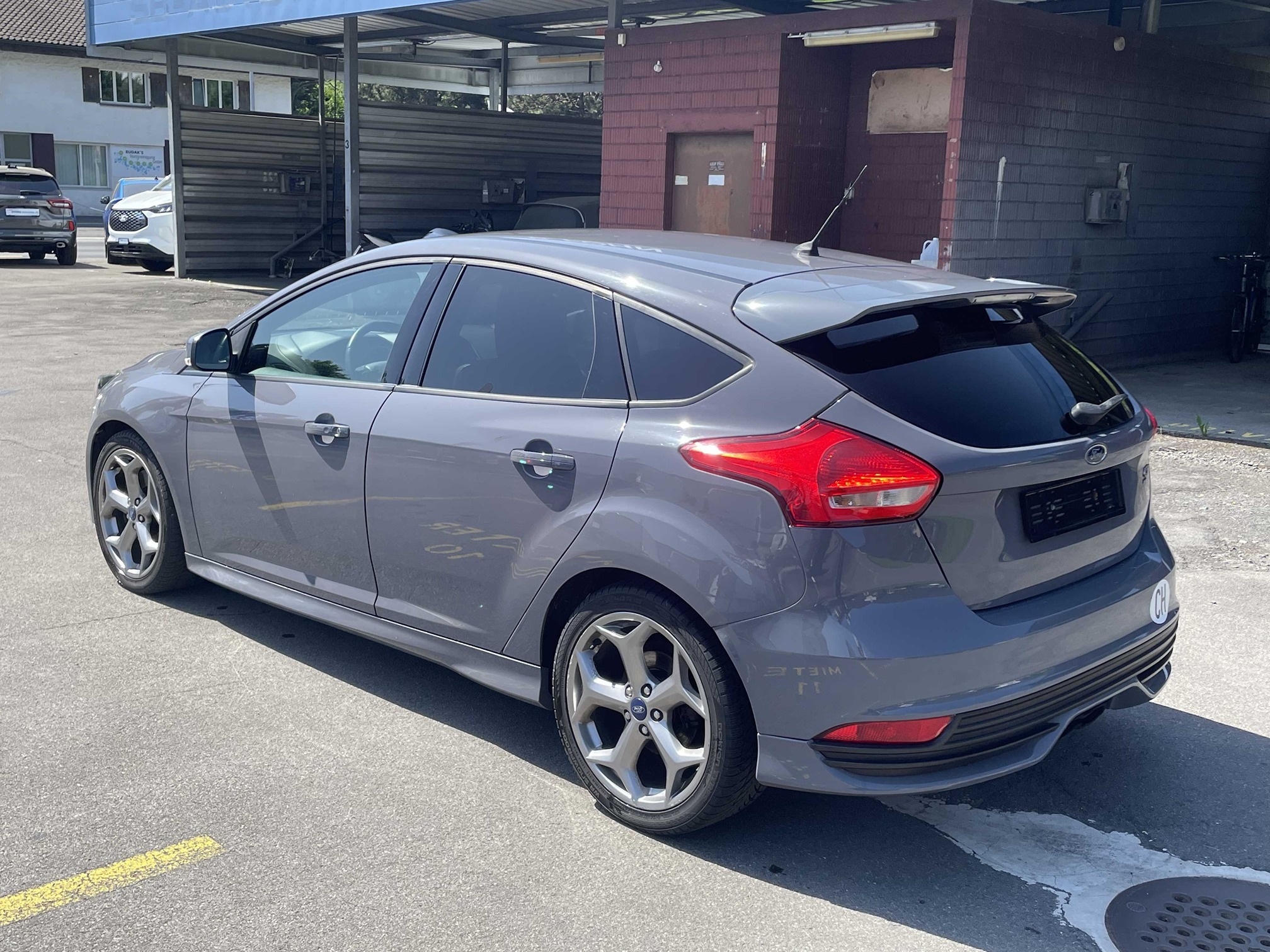 FORD Focus ST 2.0 SCTi — zdjęcie 4