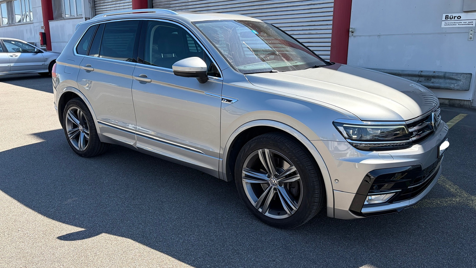 VW Tiguan 2.0D 4M RL — zdjęcie 10