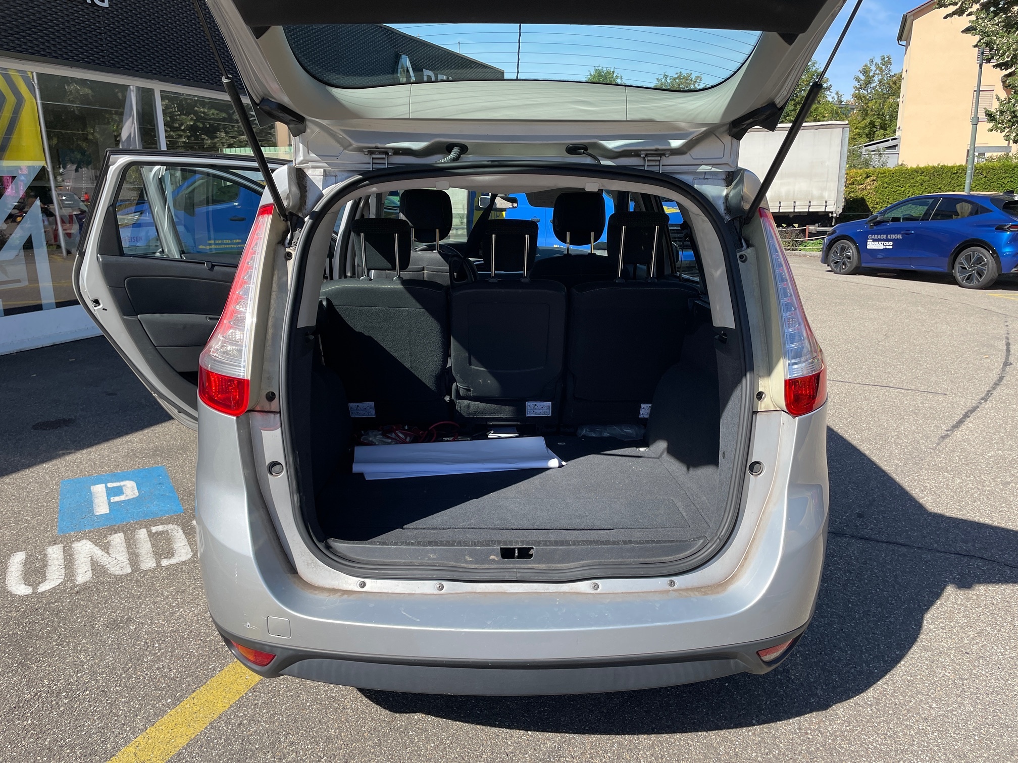RENAULT Scenic TCe 130 — zdjęcie 15