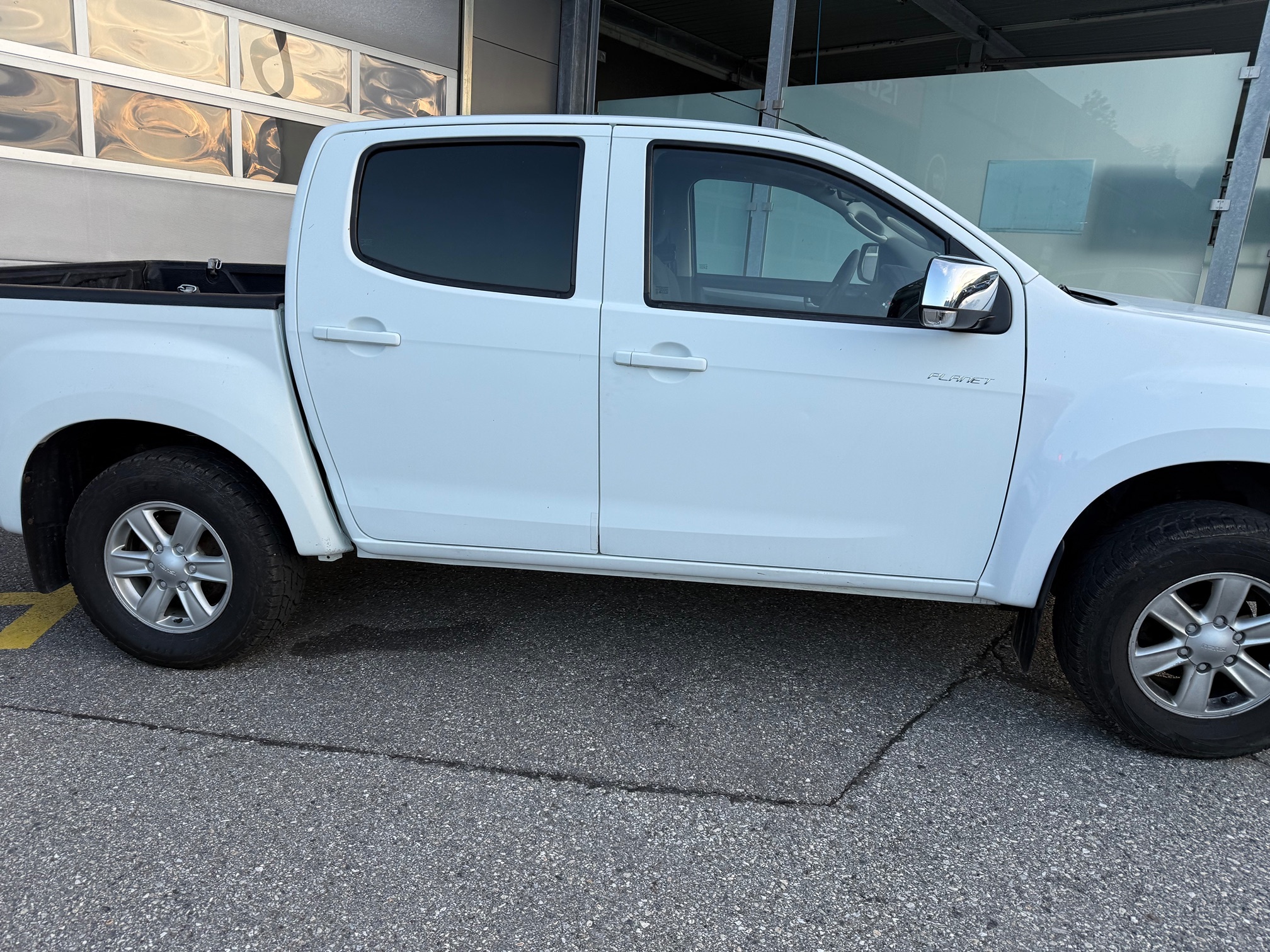 ISUZU ATFS86 — zdjęcie 6