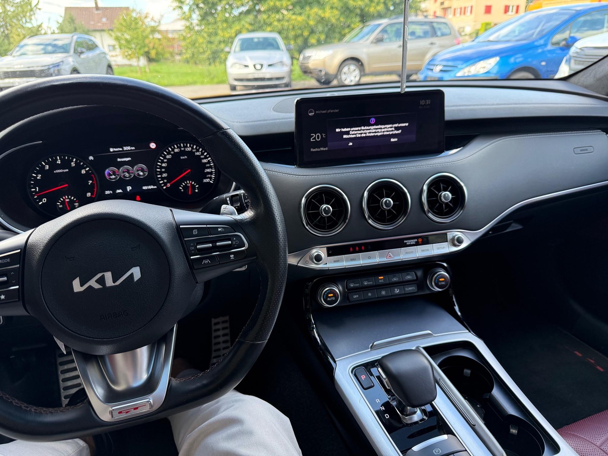 KIA Stinger 3.3 AT — zdjęcie 14