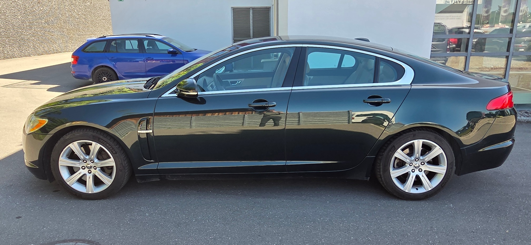 JAGUAR XF 3.0L Diesel S — zdjęcie 4