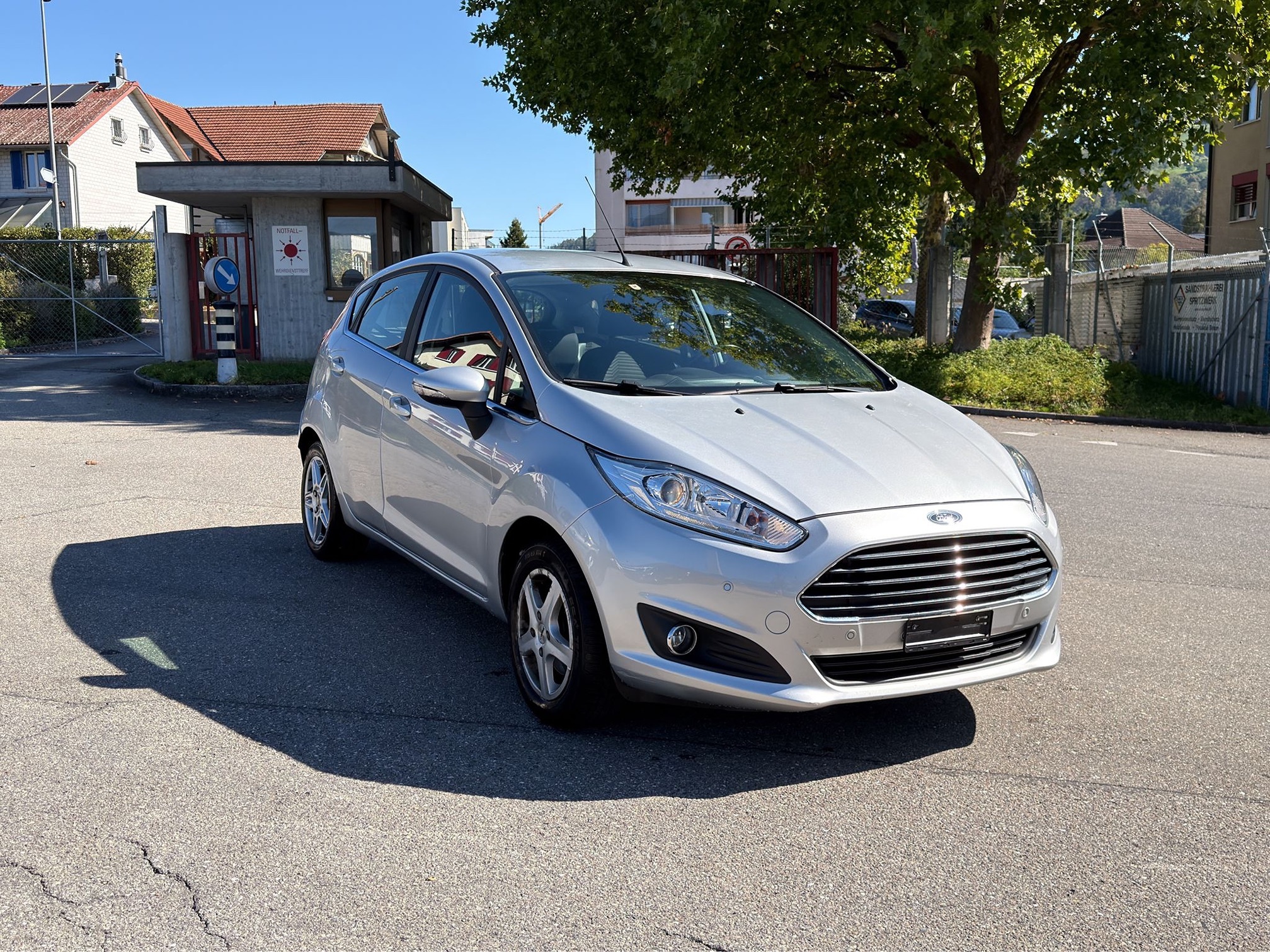 FORD Fiesta 1.0 SCTi Frisch ab Mfk&Service  — zdjęcie 5