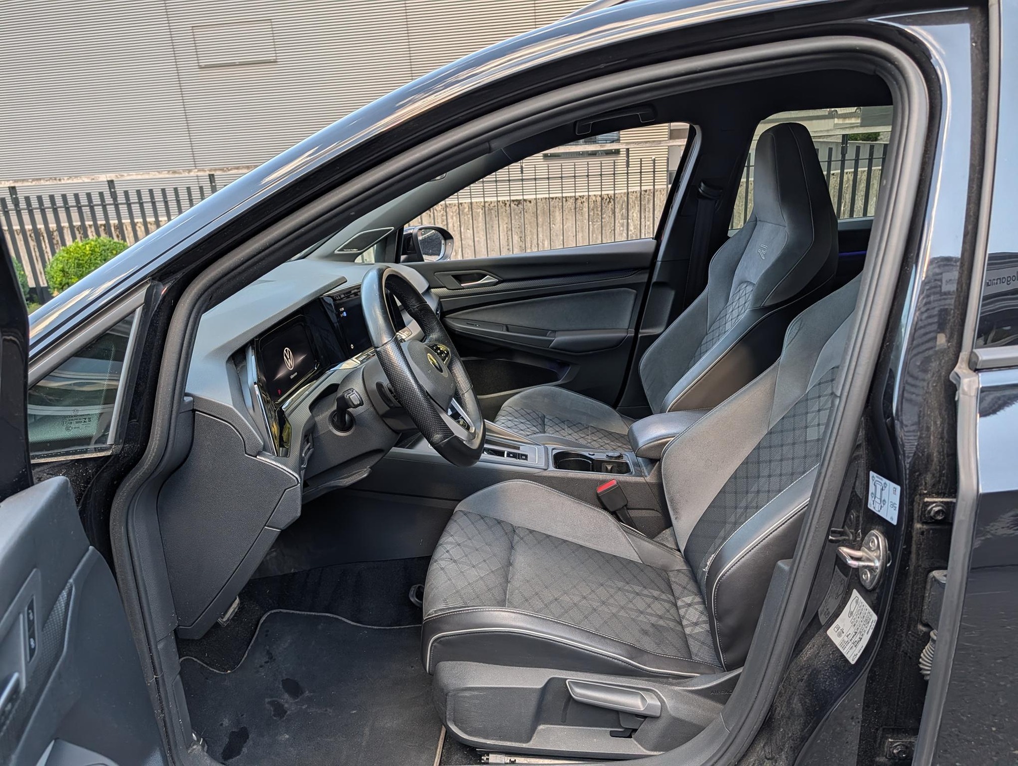 VW Golf 8 V 2.0 4M — zdjęcie 13