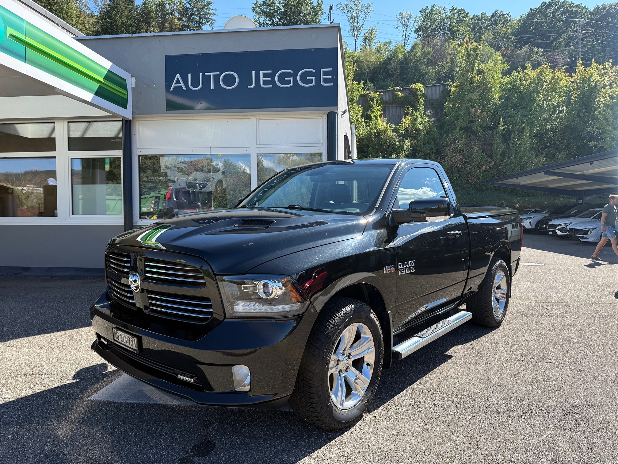 DODGE RAM