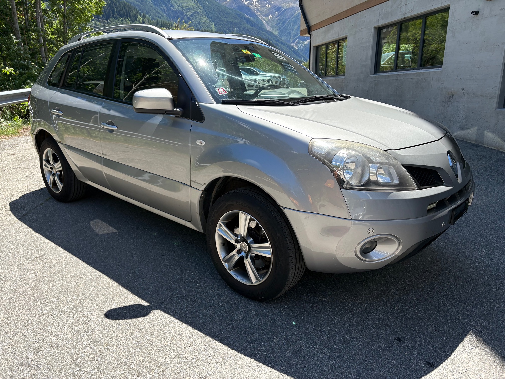 RENAULT Koleos 2.5 16V — zdjęcie 3