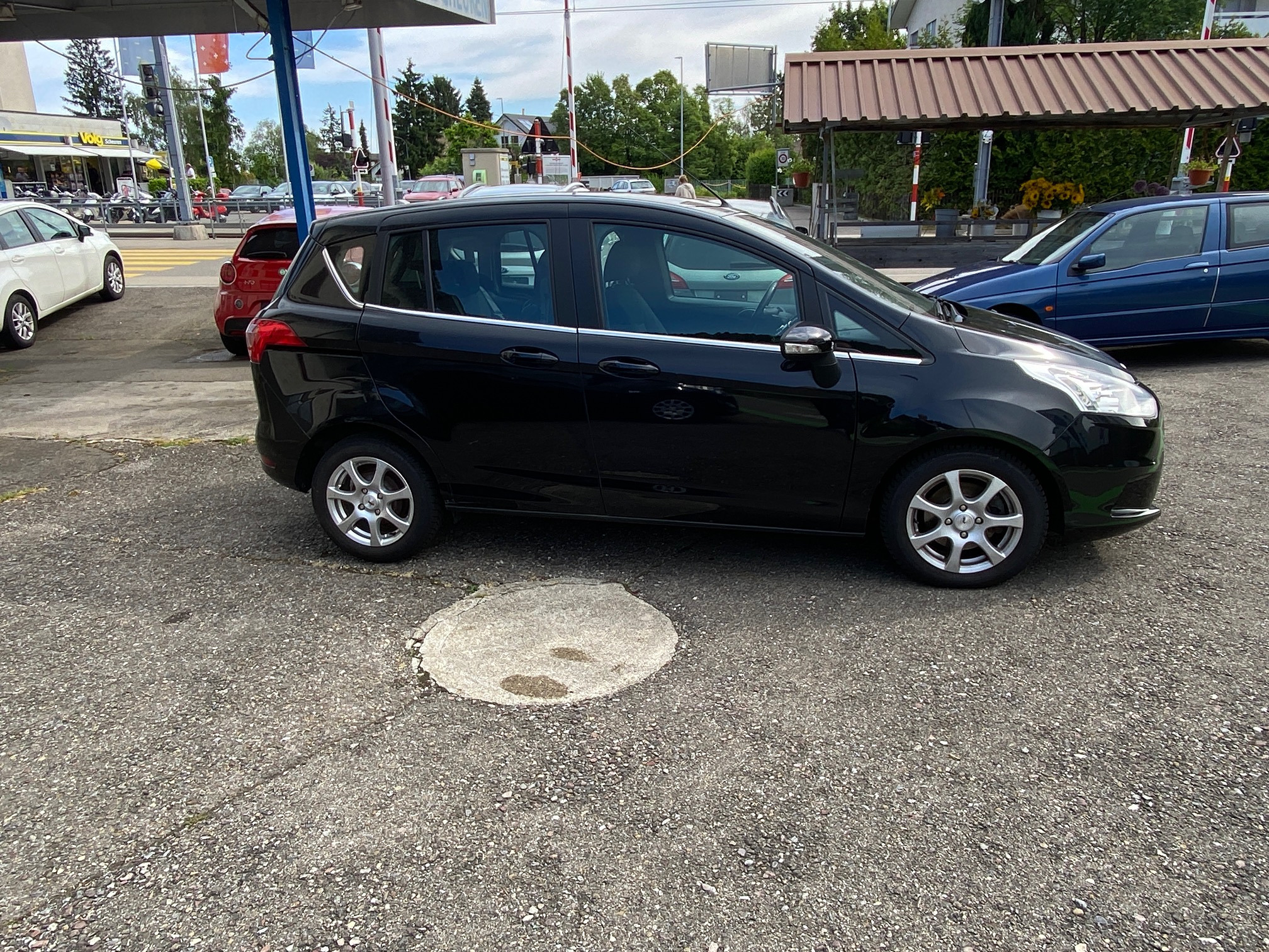 FORD B-Max 1.0 — zdjęcie 4