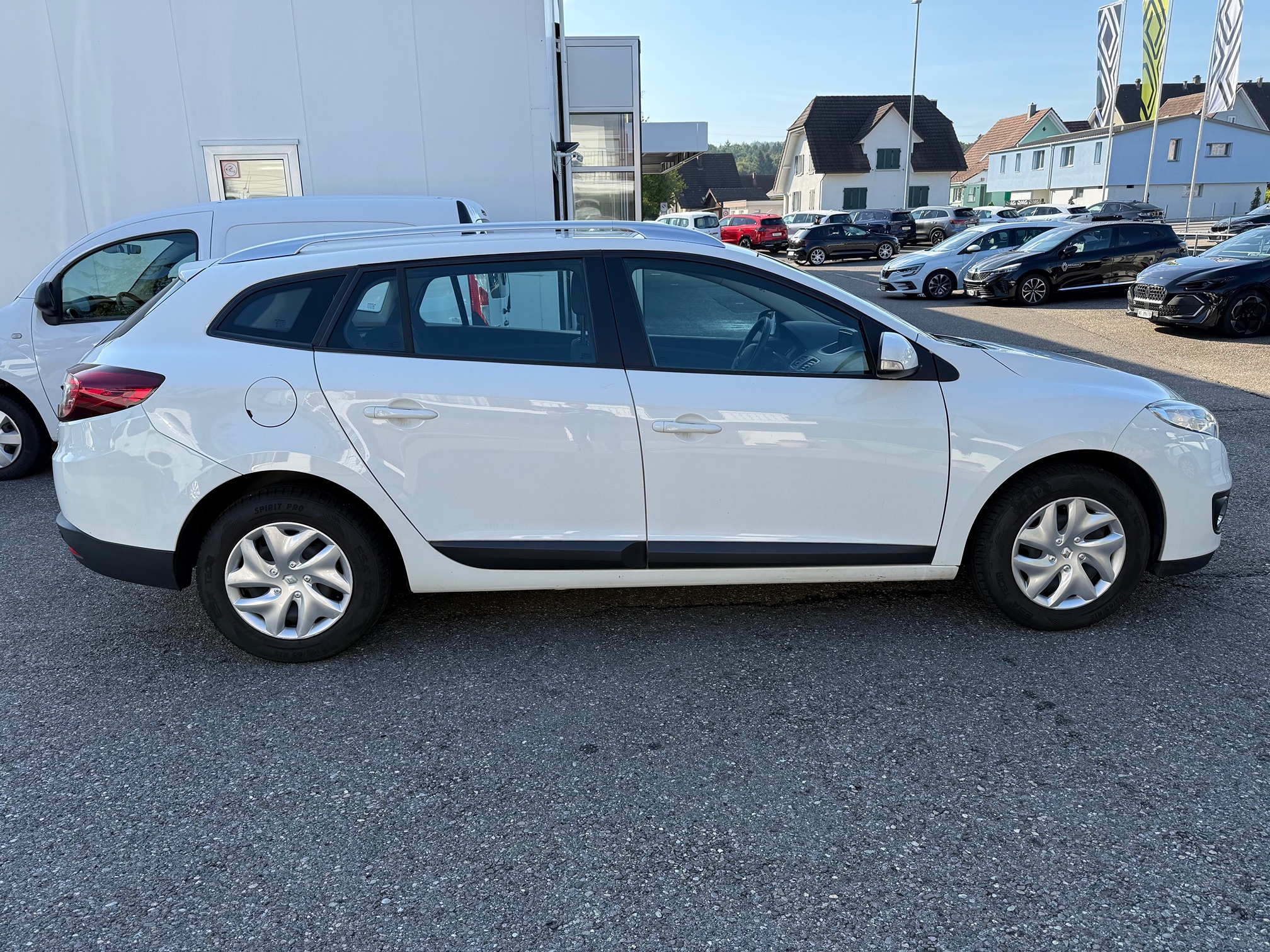 RENAULT Megane dCi110 EDC — zdjęcie 7