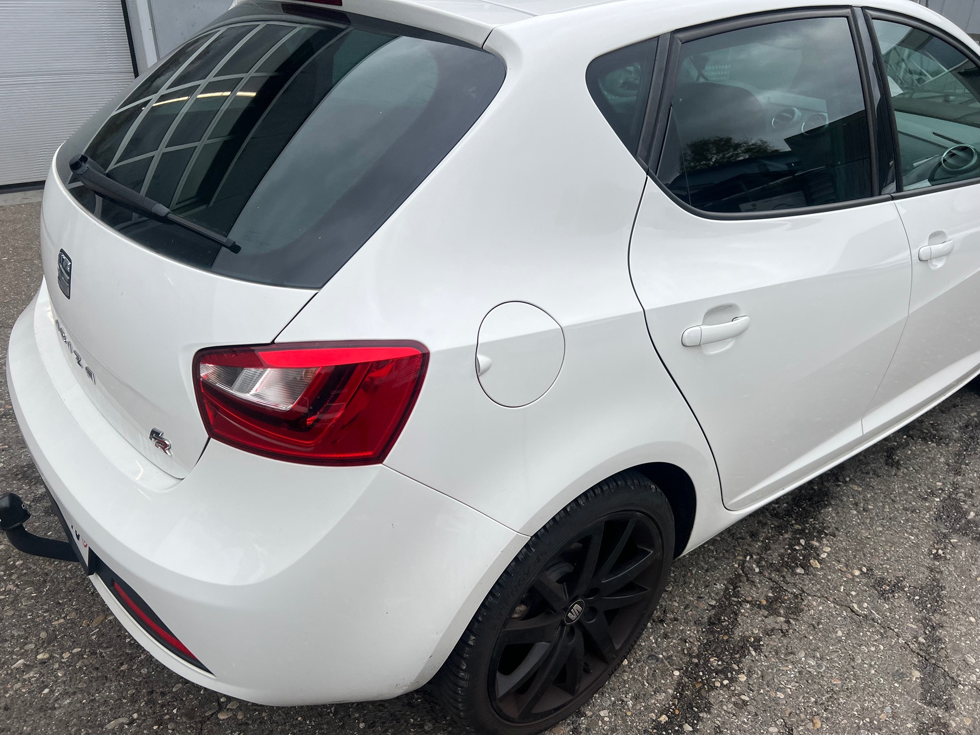 SEAT Ibiza 1.4 — zdjęcie 14