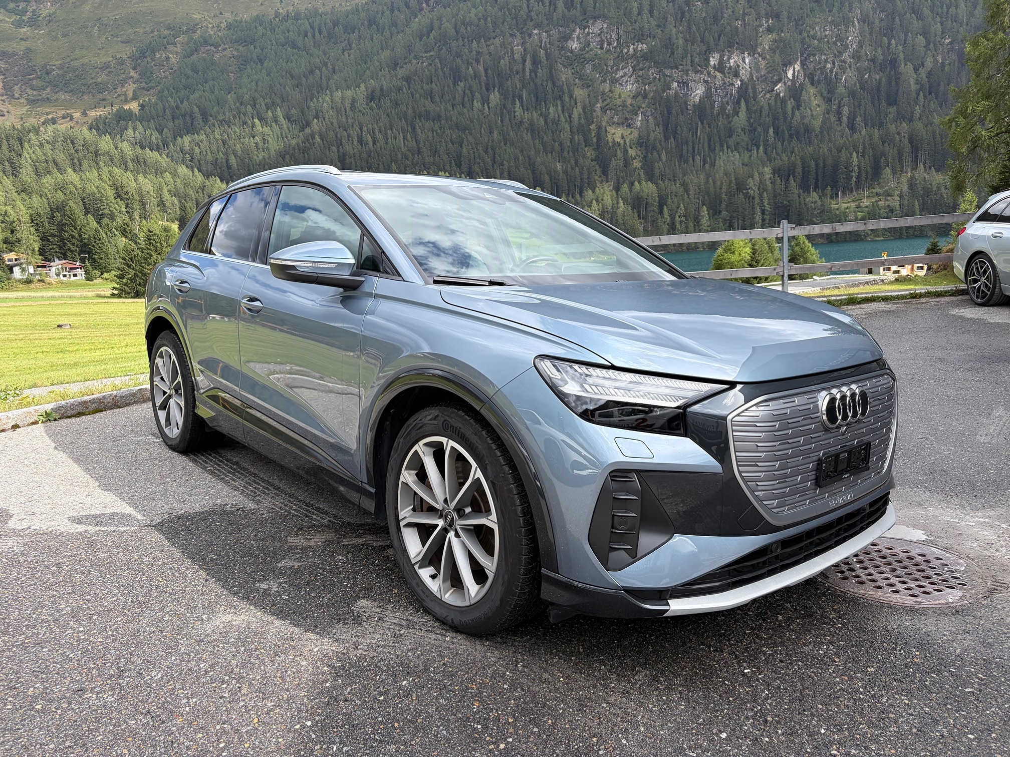 AUDI Q4 50 e-tron qu
