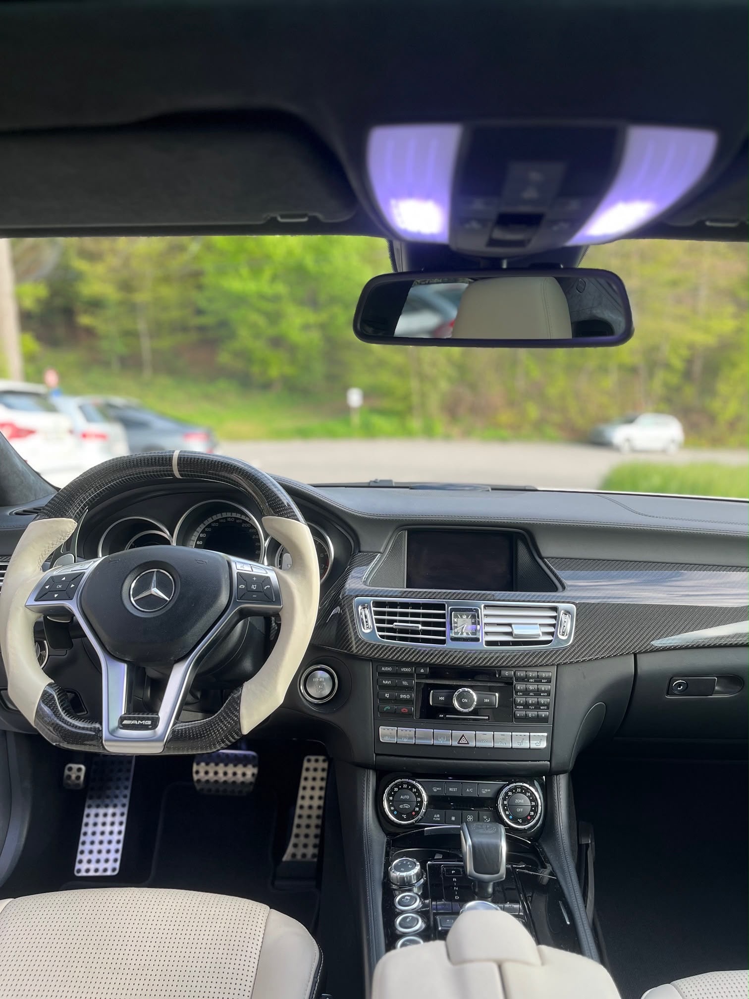 MERCEDES-BENZ AMG CLS 63 AMG — zdjęcie 6
