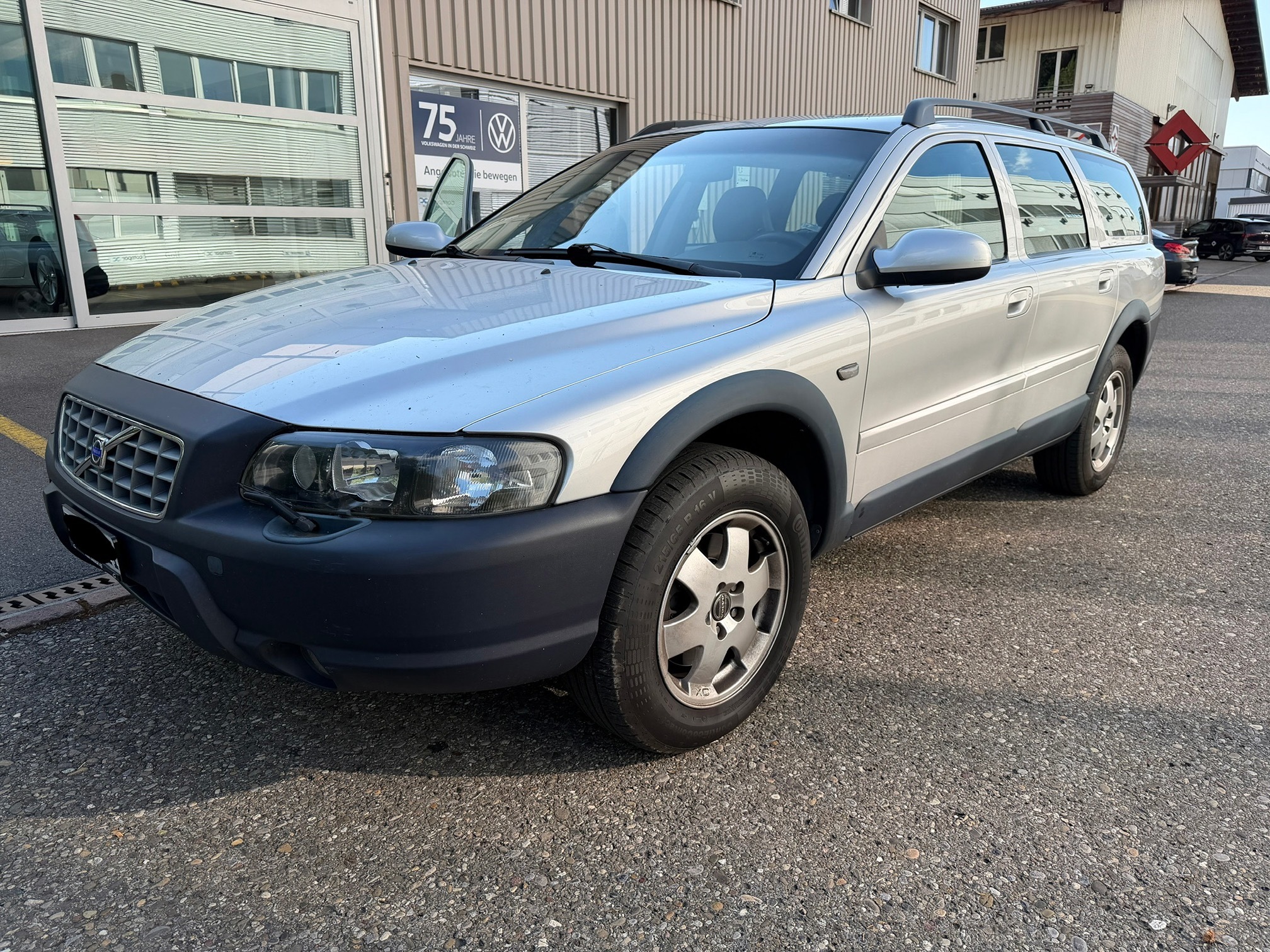 VOLVO XC70 2.5T AWD