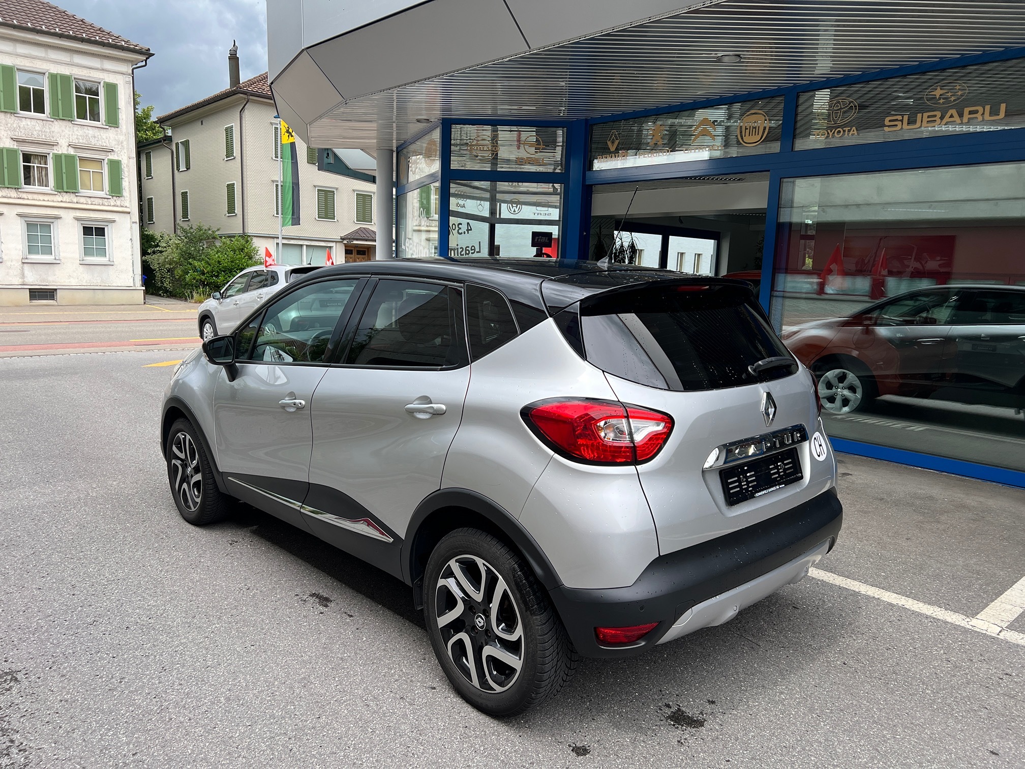 RENAULT Captur 120EDC — zdjęcie 4