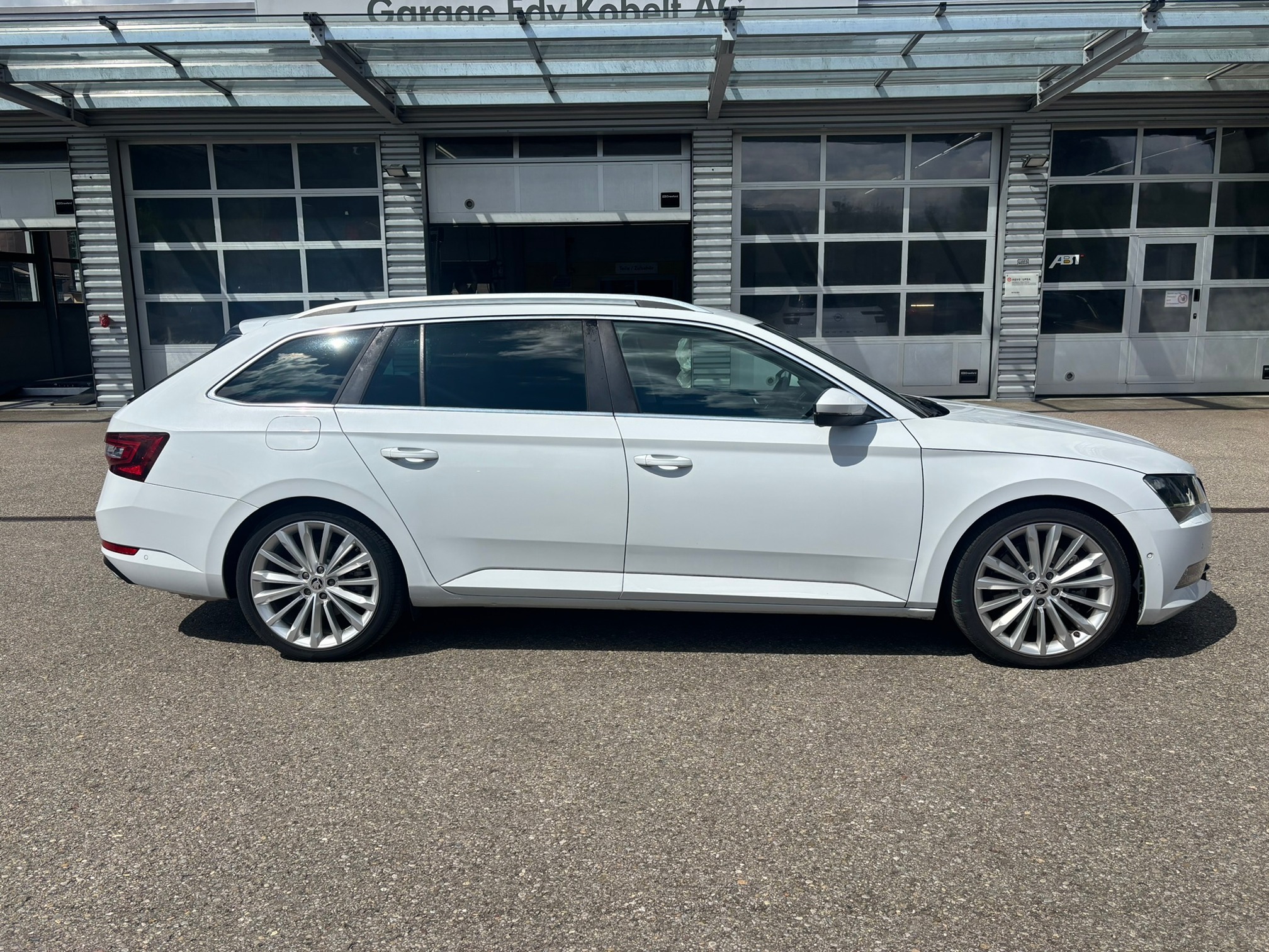 SKODA Superb C 2.0TSI4M — zdjęcie 5