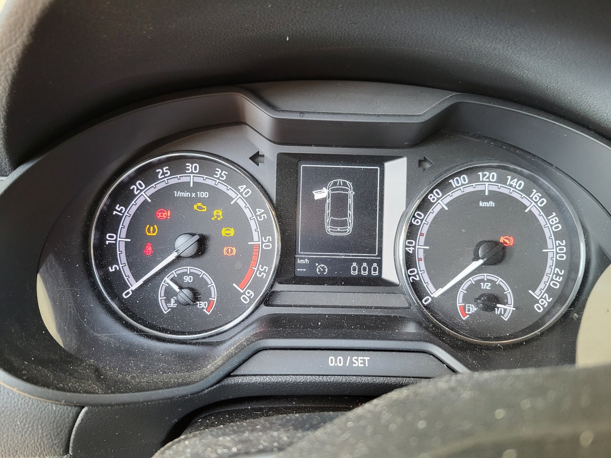 SKODA Octavia 2.0TDI — zdjęcie 13
