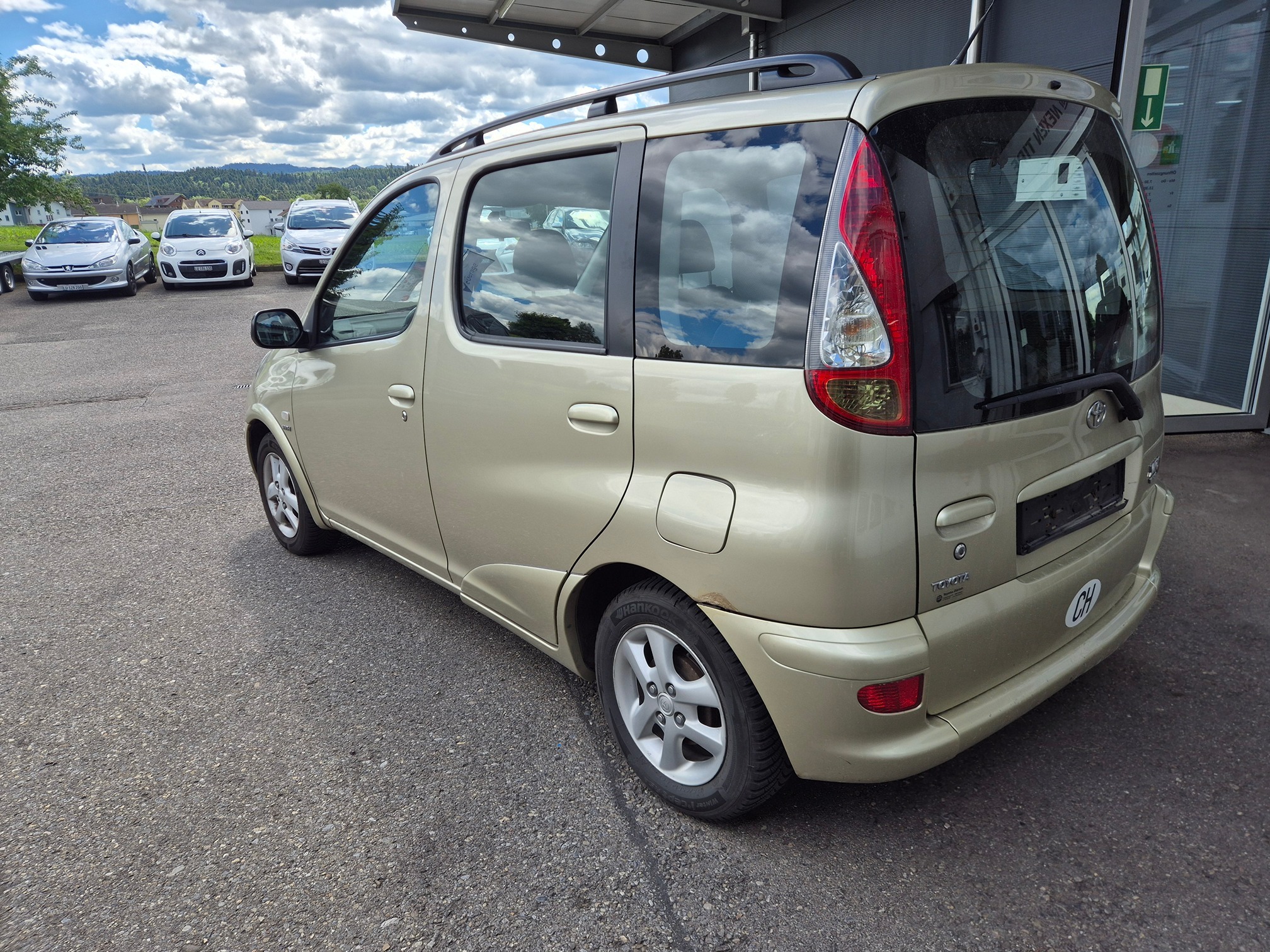 TOYOTA Yaris Verso 1.5 — zdjęcie 6