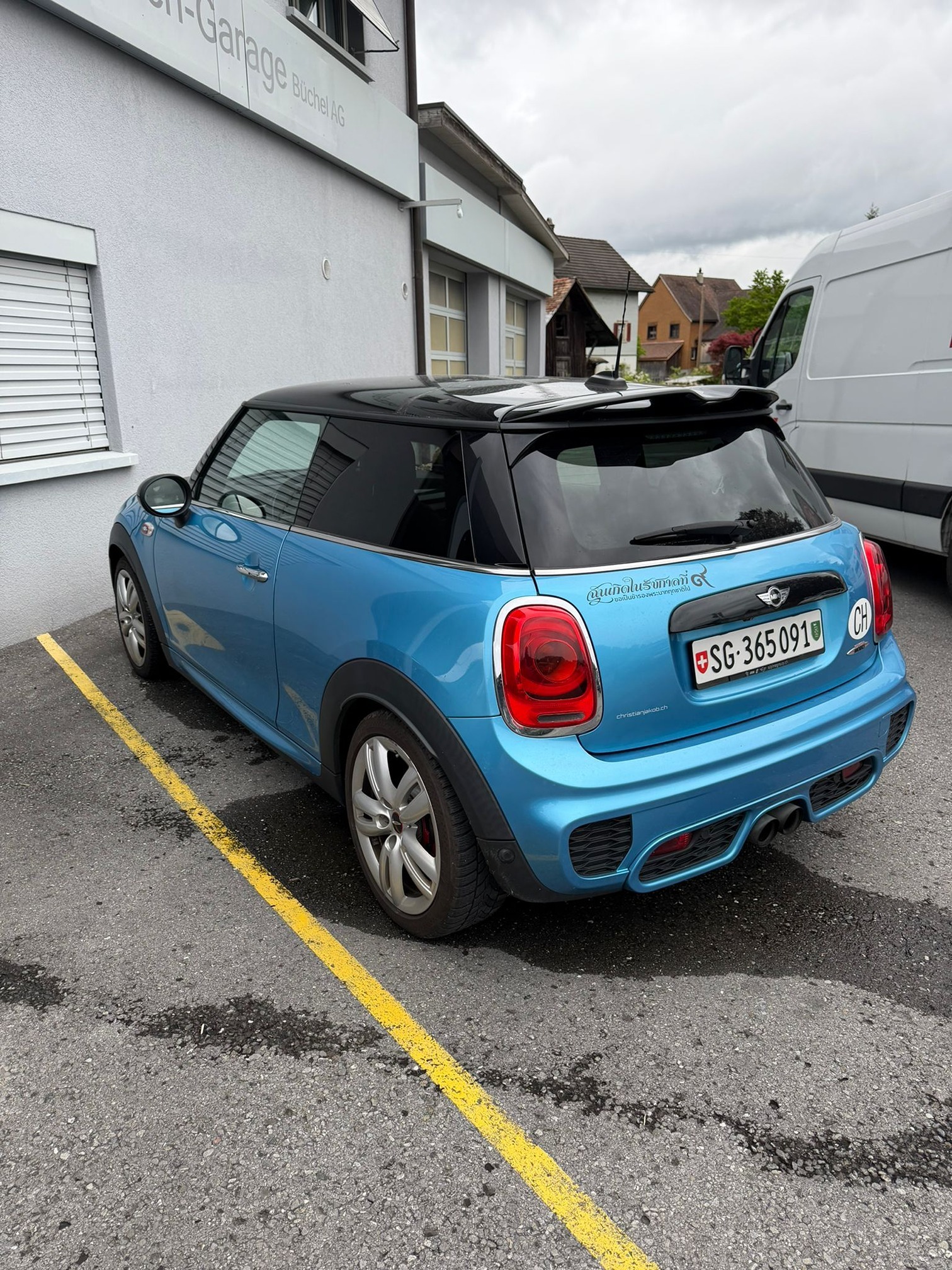 MINI John Cooper Works — zdjęcie 3