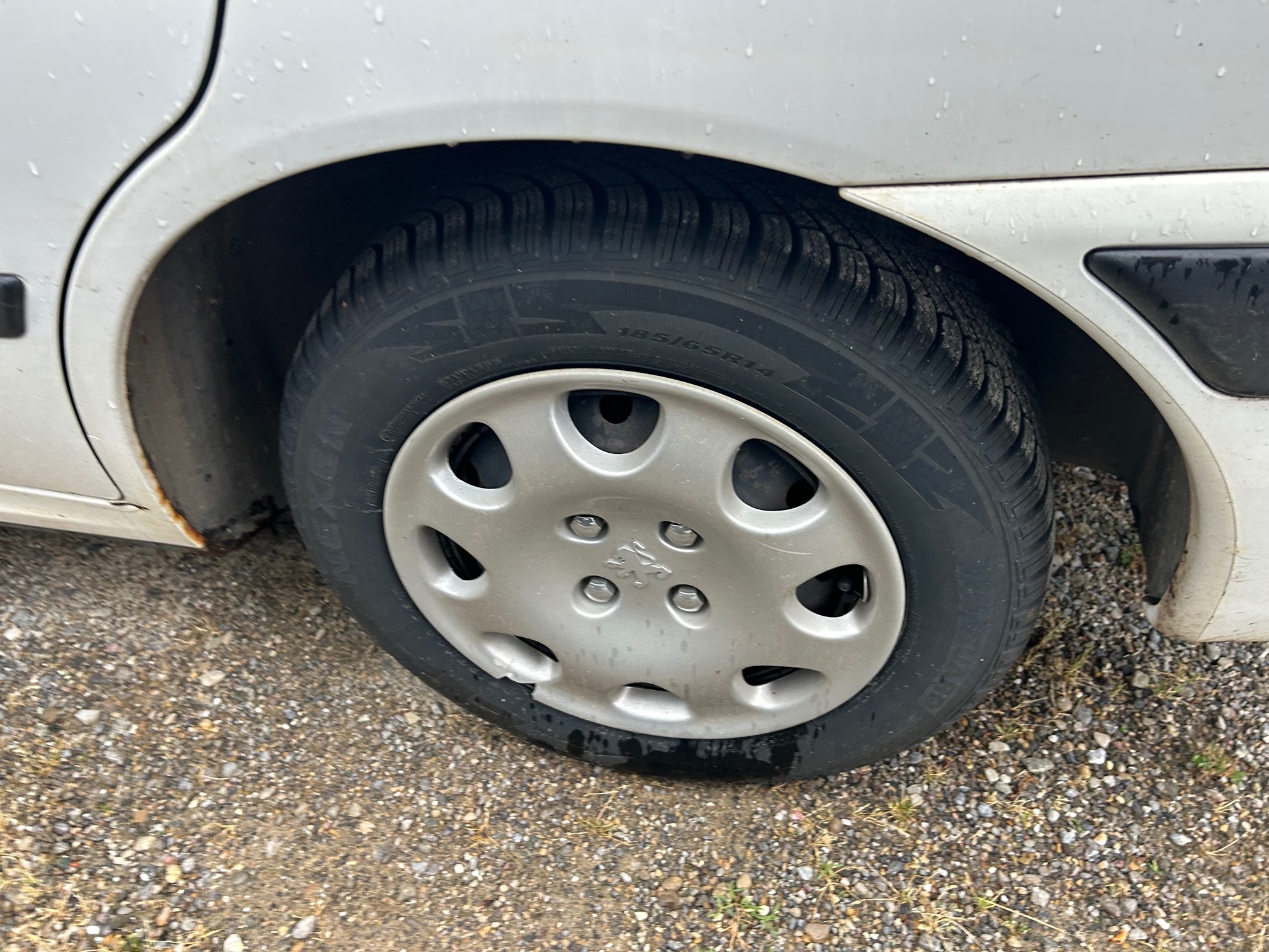 PEUGEOT 406 1.8 — zdjęcie 15