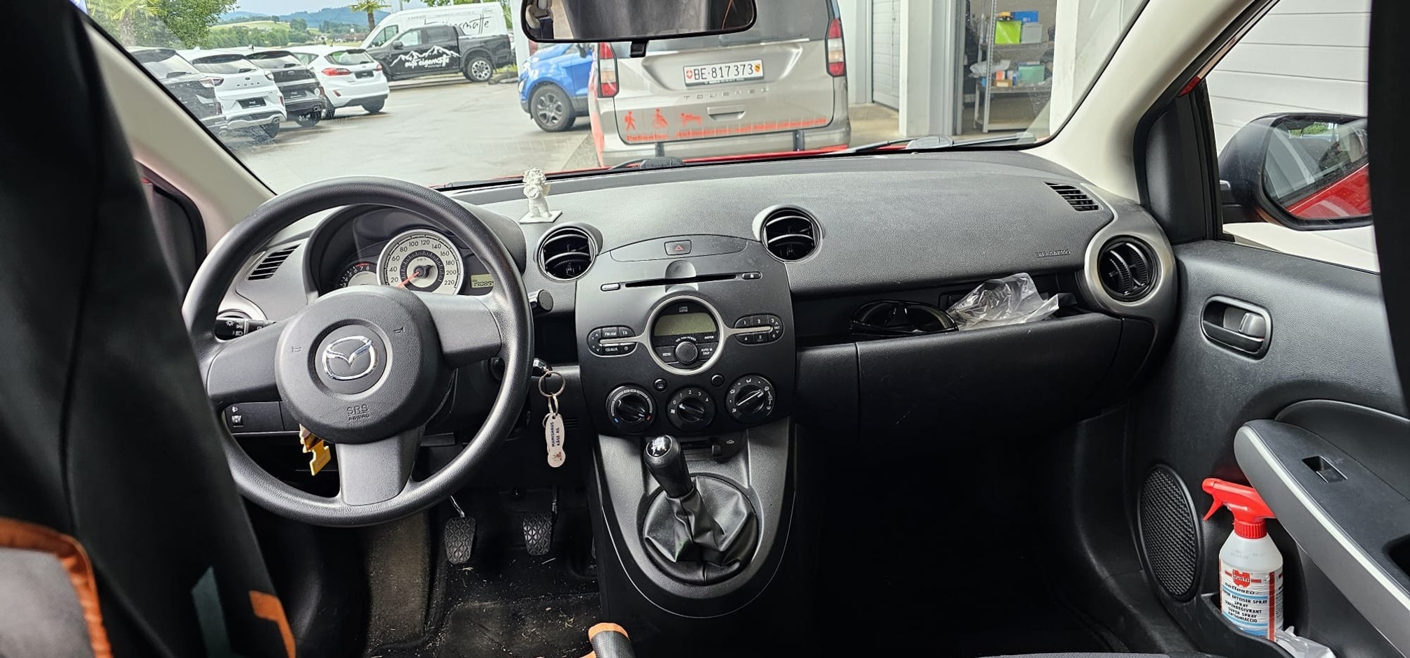 MAZDA 2 1.3 — zdjęcie 12