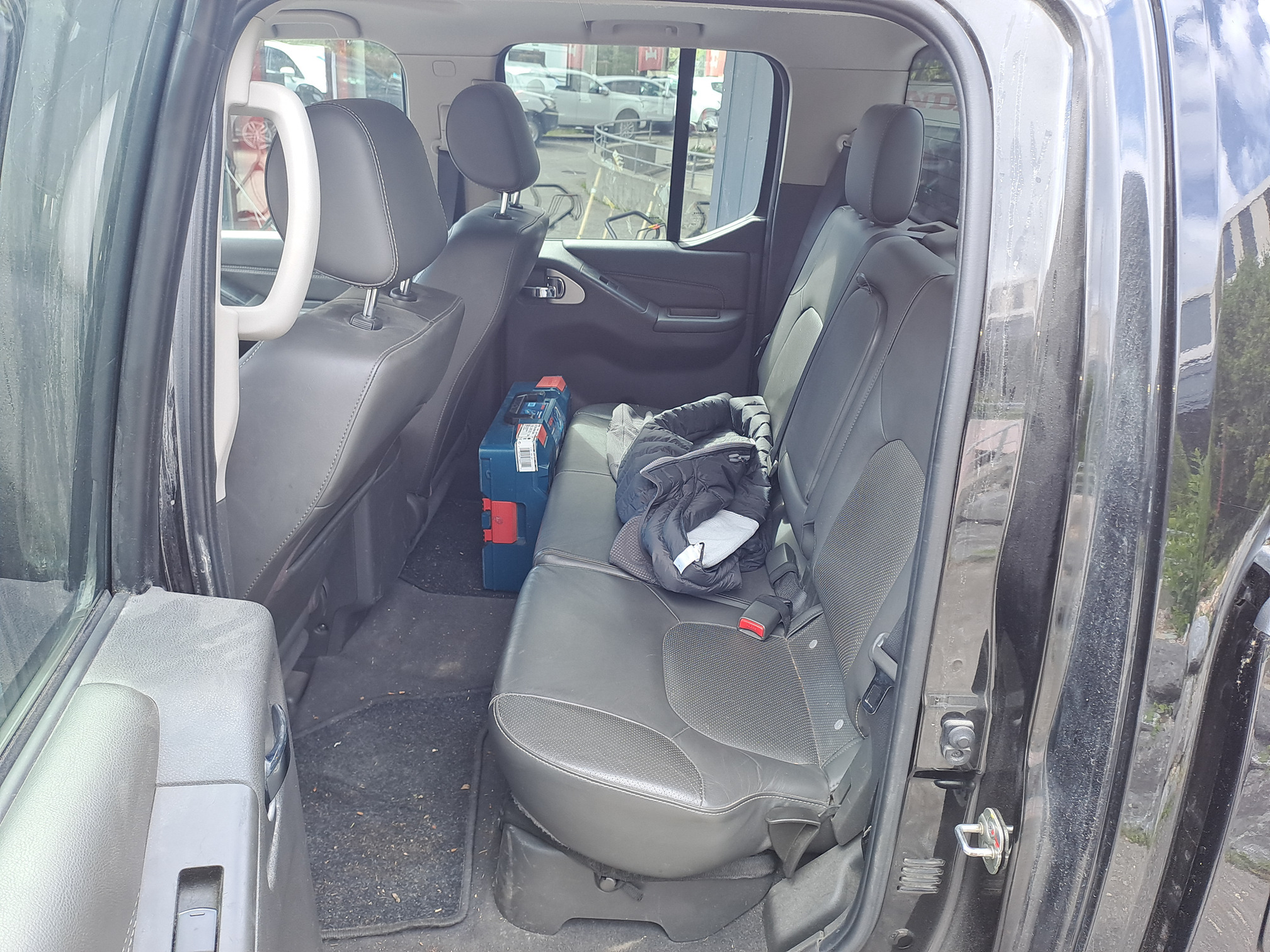 NISSAN Navara DC 4WD — zdjęcie 8
