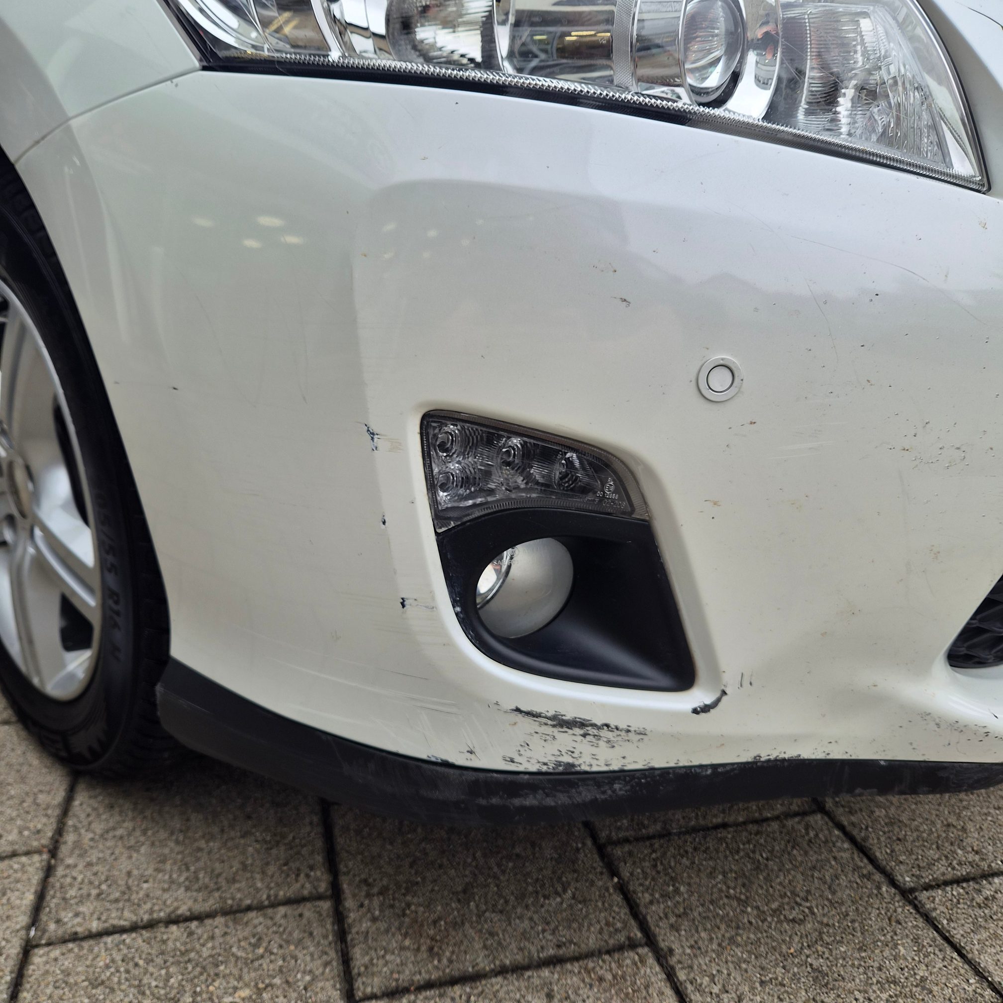 TOYOTA Auris HSD — zdjęcie 8