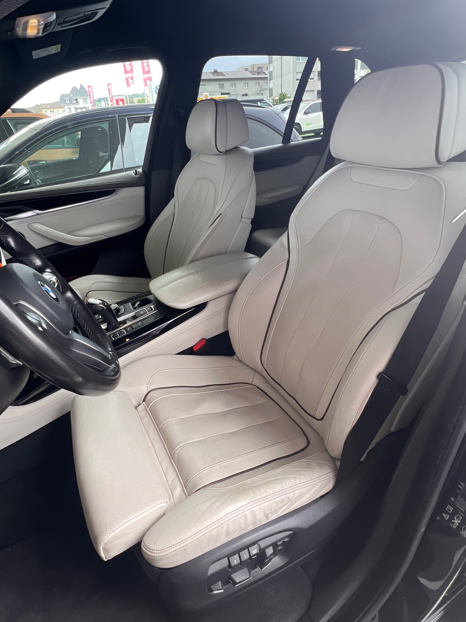 BMW X5 M50d — zdjęcie 7
