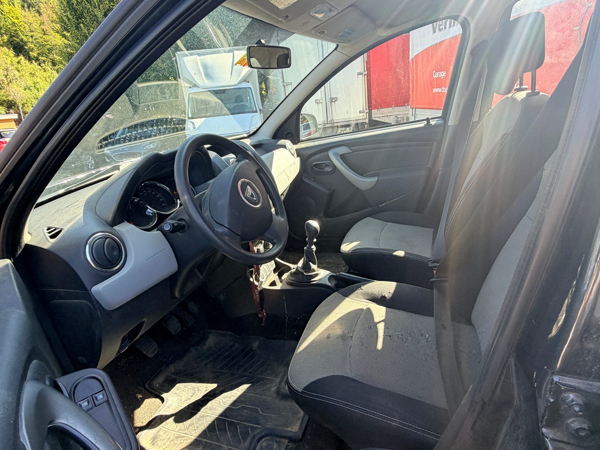 DACIA Duster 1.5dCi 4x4 — zdjęcie 9