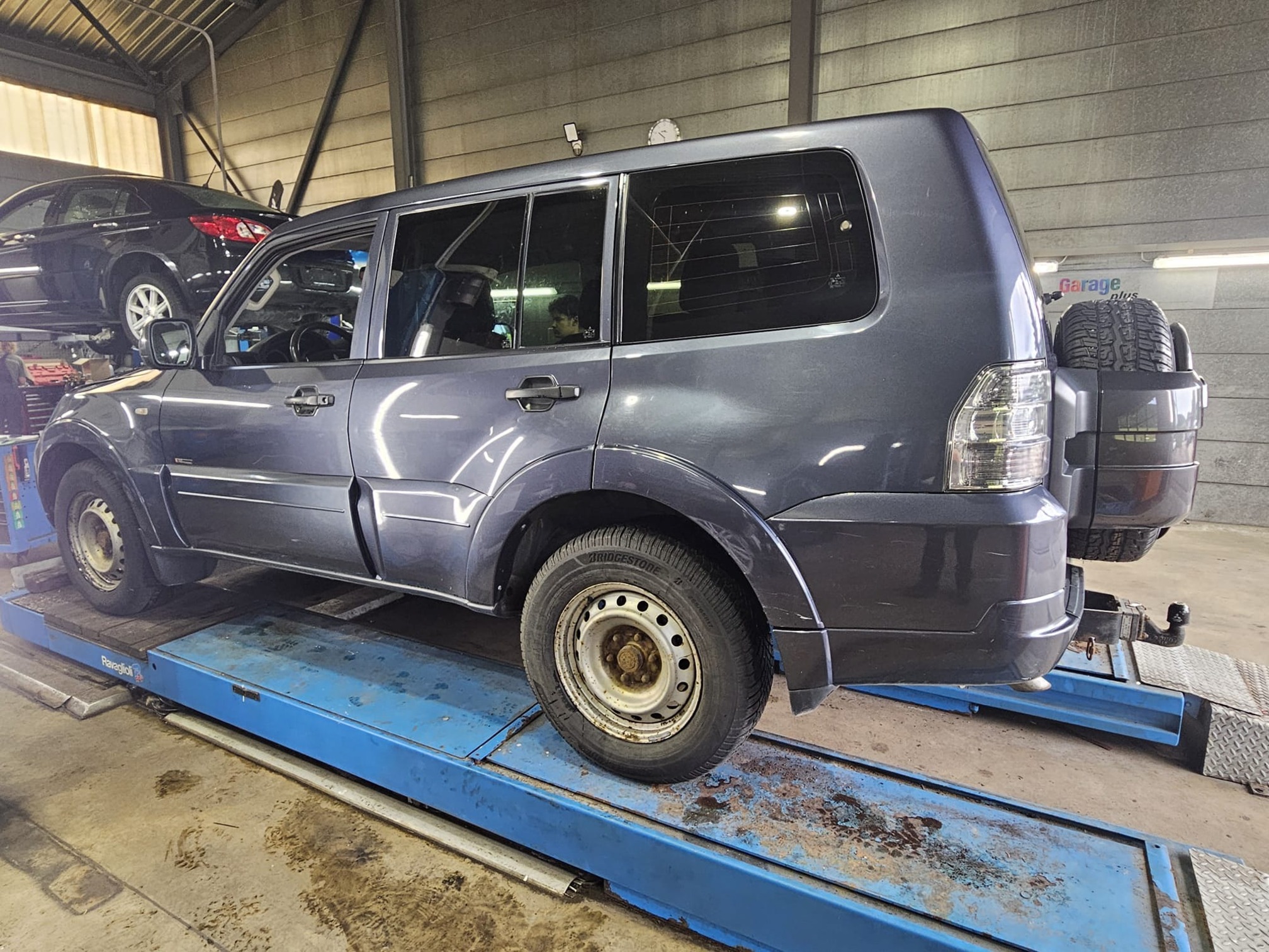 MITSUBISHI Pajero 3.2 DID — zdjęcie 2