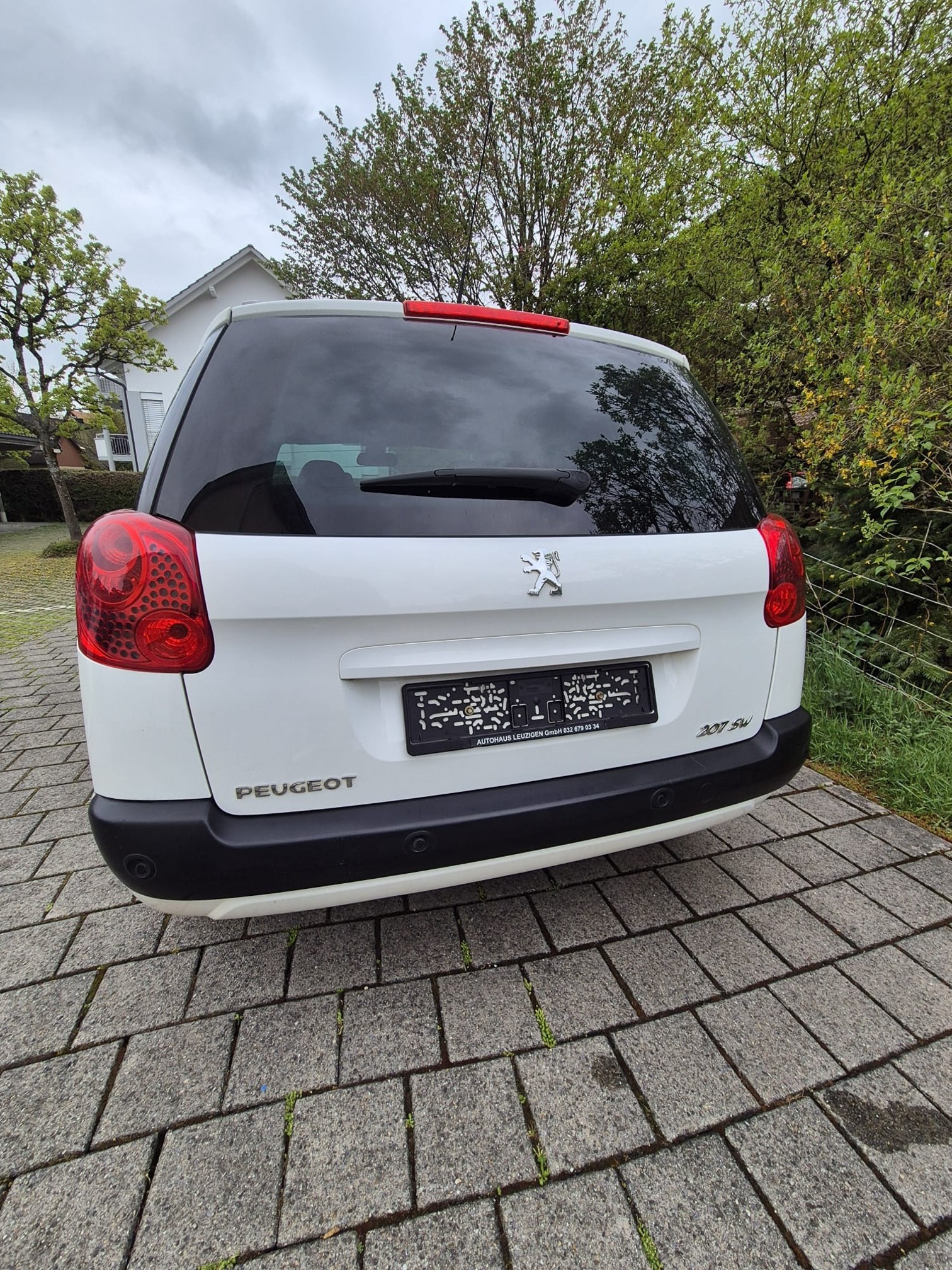 PEUGEOT 207 SW 1.6i 16V frisch MFK — zdjęcie 4