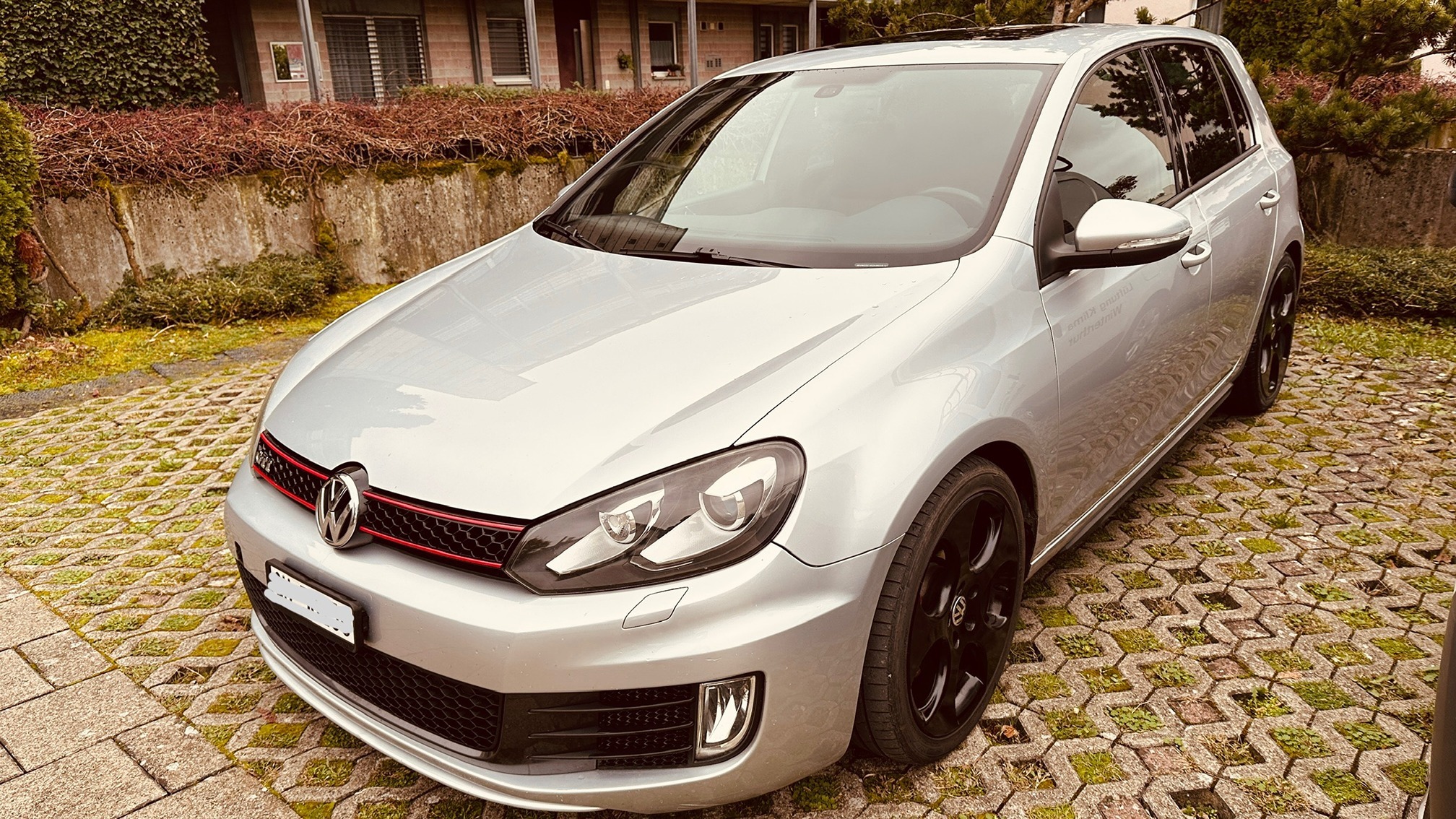 VW Golf VI 2.0 GTI — zdjęcie 1