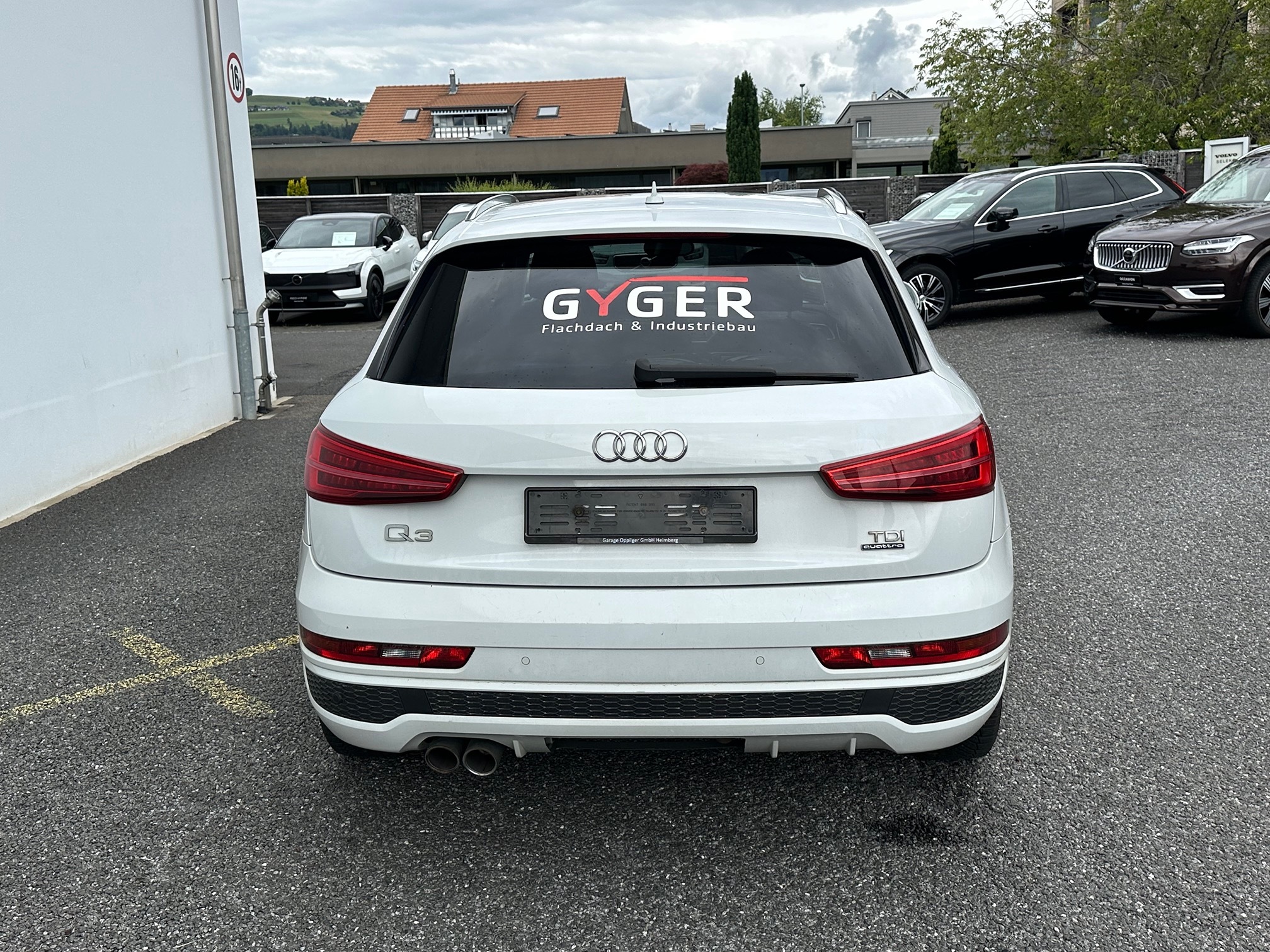 AUDI Q3 2.0TDI quattro — zdjęcie 4